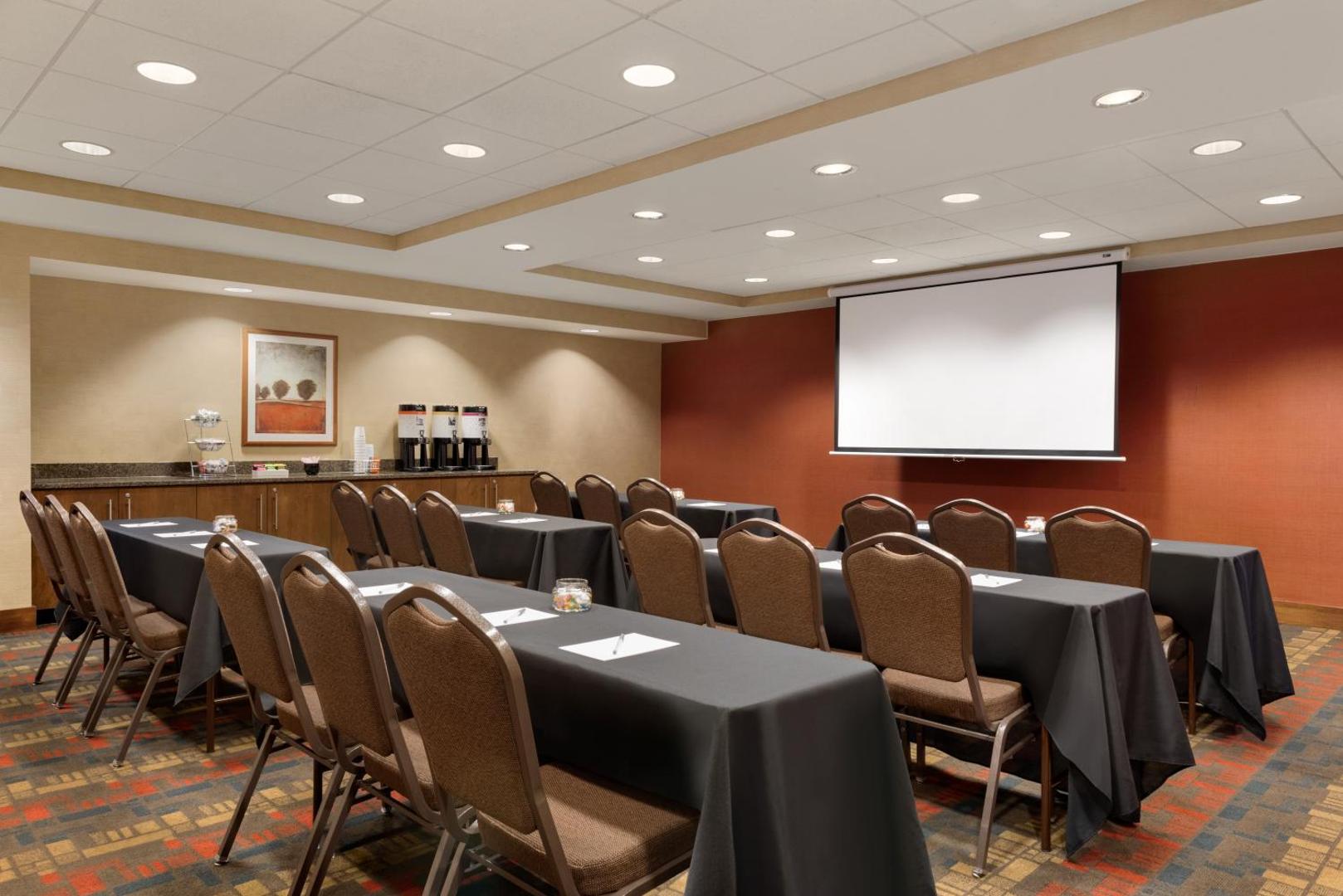 Hampton Inn Des Moines West Hampton Inn Des Moines West