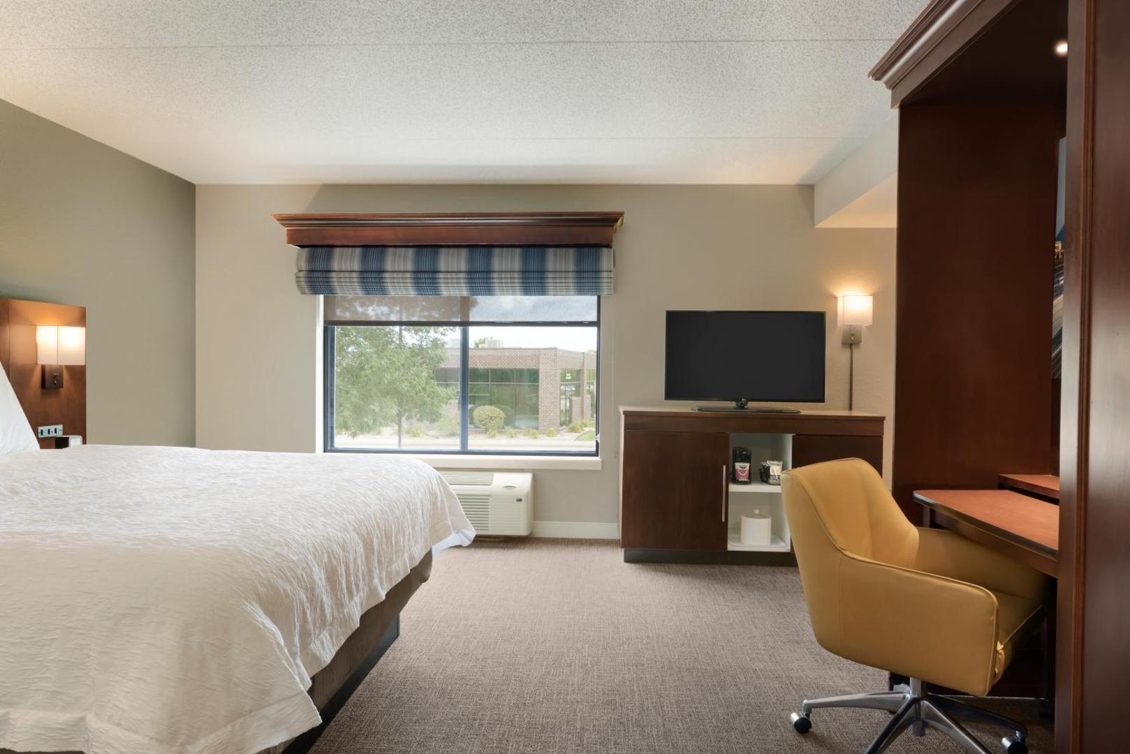 Hampton Inn Des Moines West Hampton Inn Des Moines West