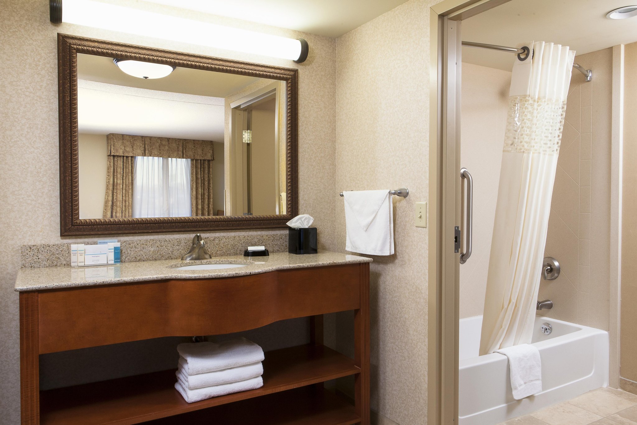 Hampton Inn Dubuque Hampton Inn Dubuque