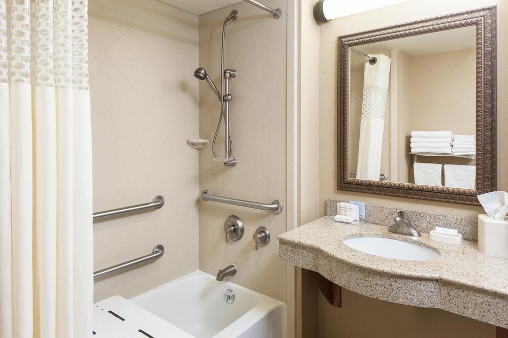 Hampton Inn Dubuque Hampton Inn Dubuque
