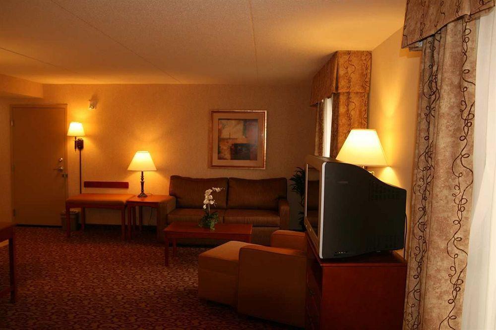 Hampton Inn Dubuque Hampton Inn Dubuque