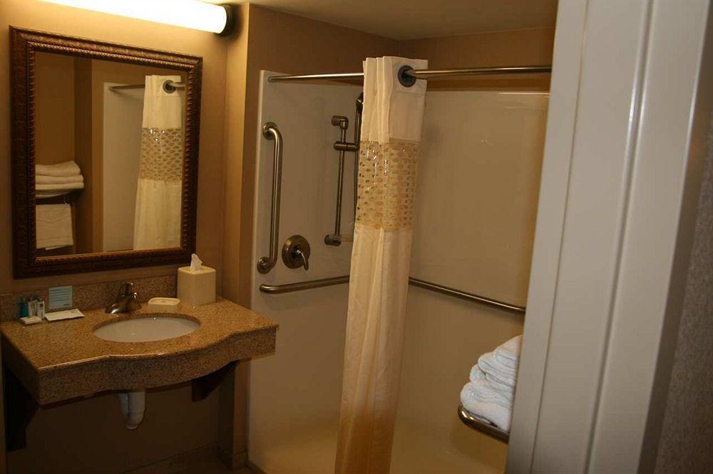 Hampton Inn Dubuque Hampton Inn Dubuque
