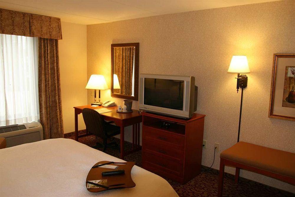 Hampton Inn Dubuque Hampton Inn Dubuque