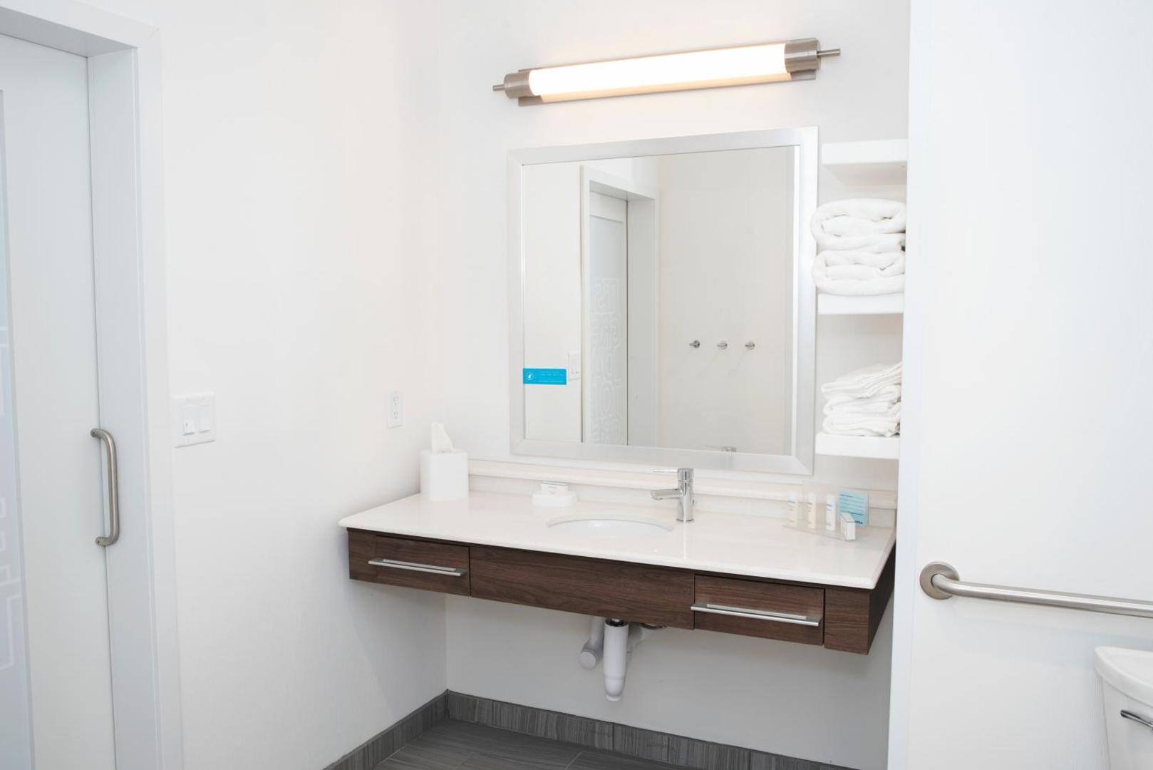 Hampton Inn & Suites Des Moines/Urbandale Hampton Inn & Suites Des Moines/Urbandale