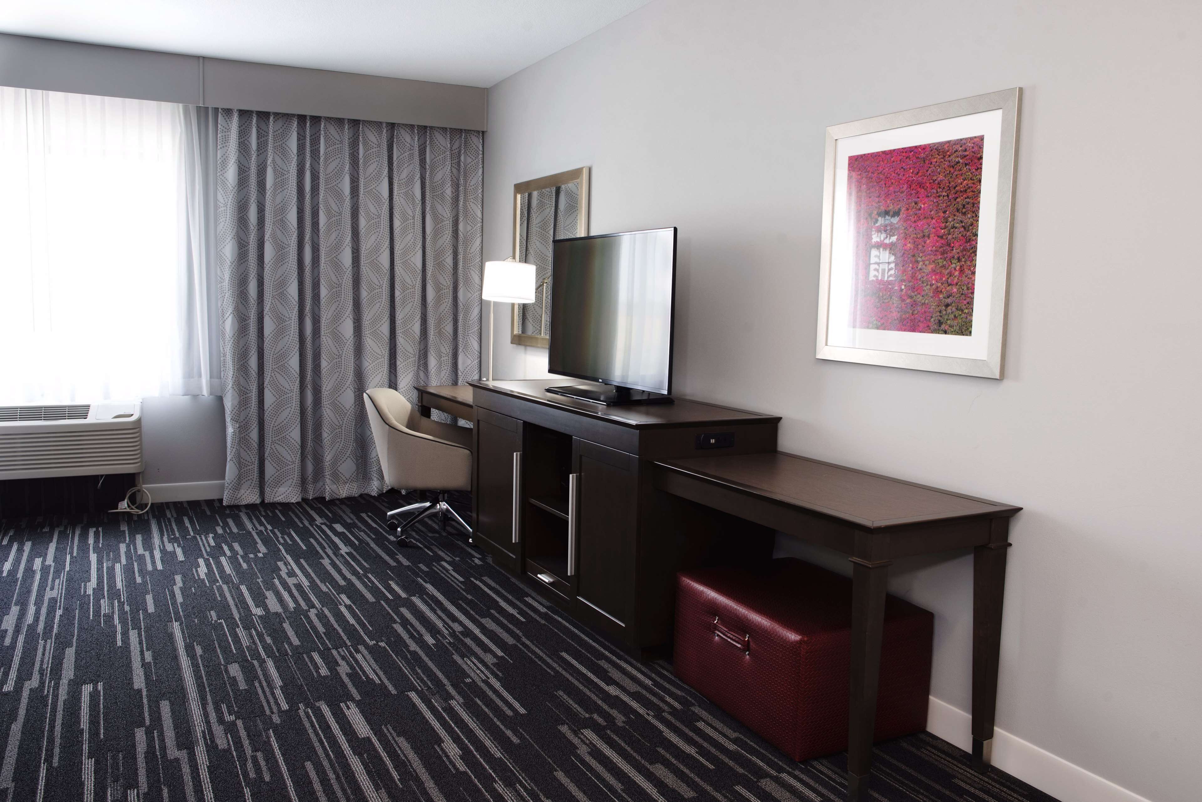 Hampton Inn & Suites Des Moines/Urbandale Hampton Inn & Suites Des Moines/Urbandale