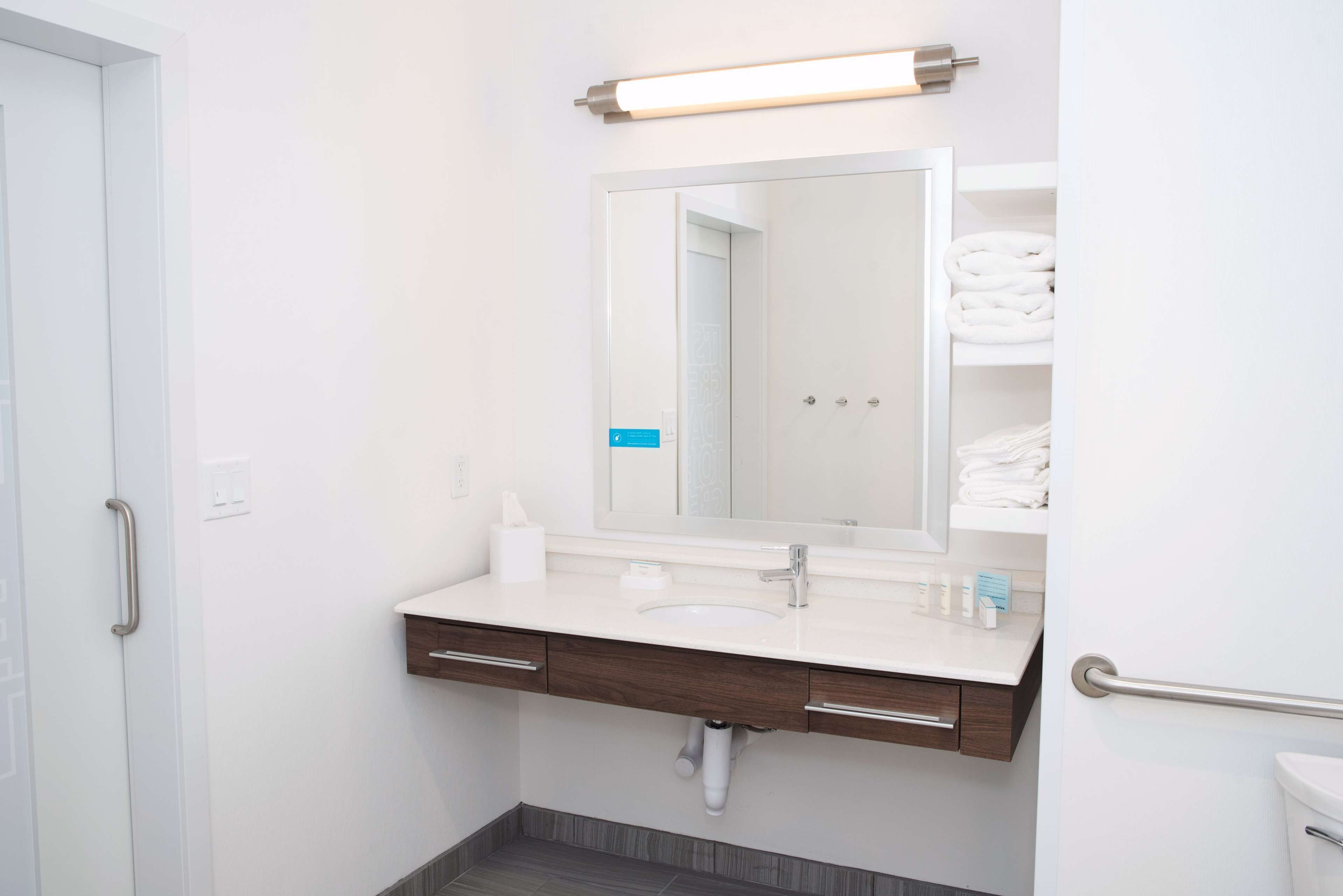 Hampton Inn & Suites Des Moines/Urbandale Hampton Inn & Suites Des Moines/Urbandale