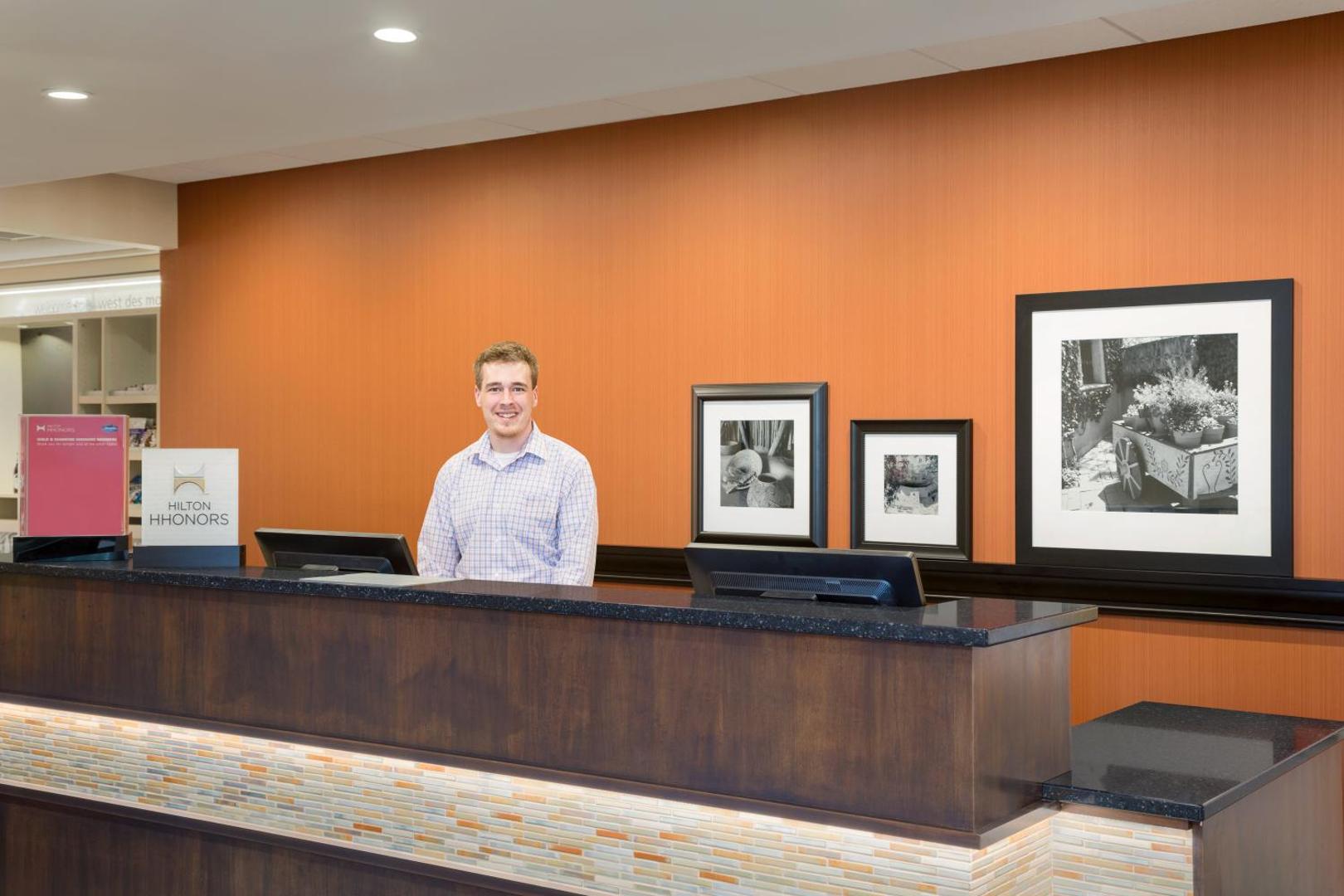 Hampton Inn & Suites West Des Moines/SW-Mall Area Hampton Inn & Suites West Des Moines/SW-Mall Area