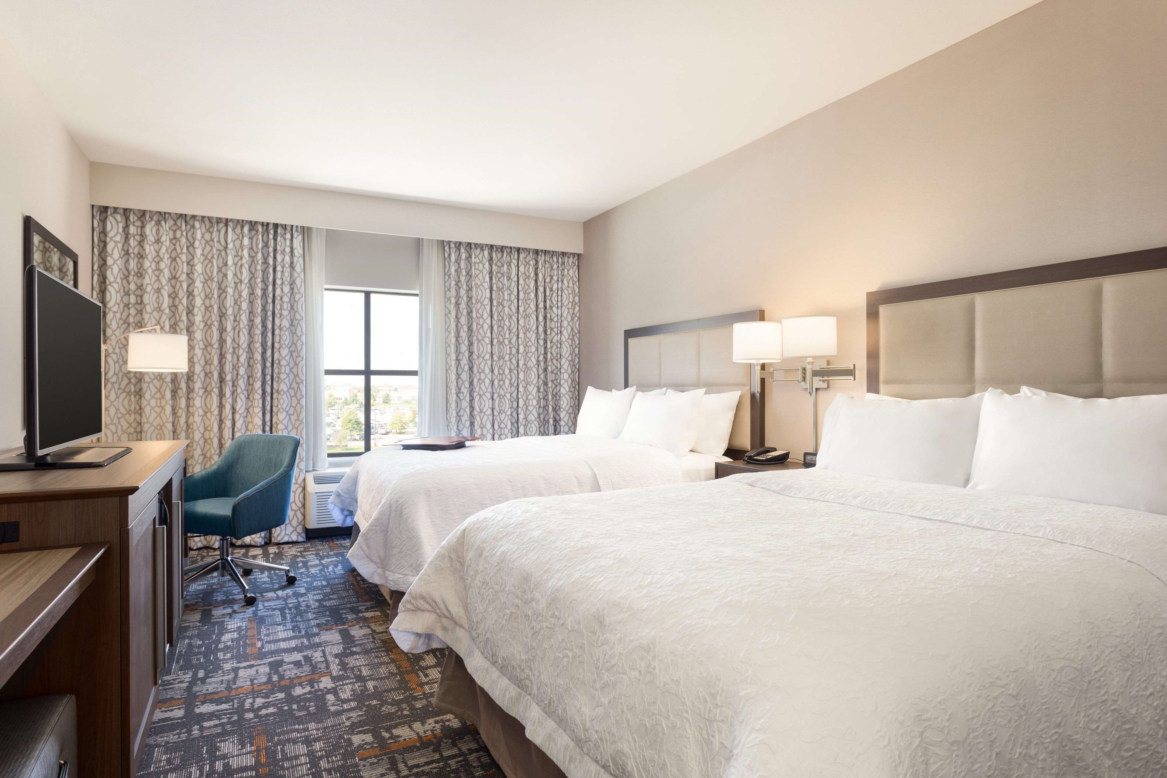 Hampton Inn & Suites West Des Moines/SW-Mall Area Hampton Inn & Suites West Des Moines/SW-Mall Area