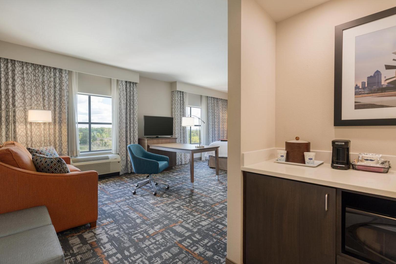 Hampton Inn & Suites West Des Moines/SW-Mall Area Hampton Inn & Suites West Des Moines/SW-Mall Area