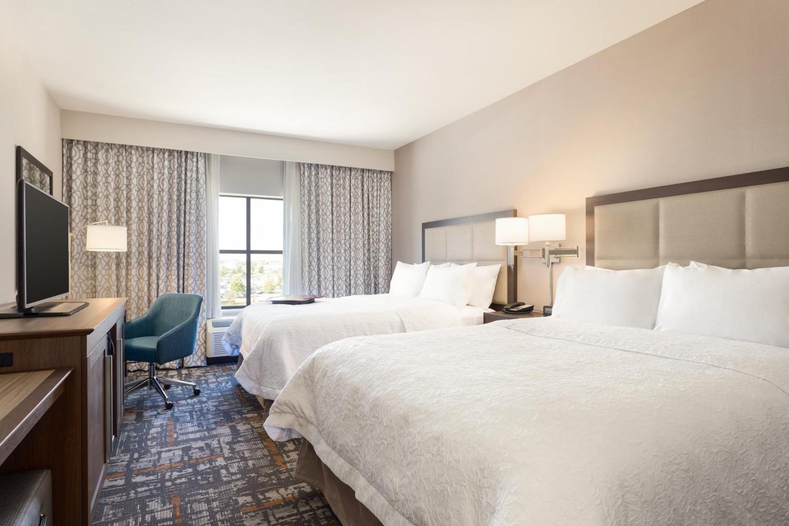 Hampton Inn & Suites West Des Moines/SW-Mall Area Hampton Inn & Suites West Des Moines/SW-Mall Area