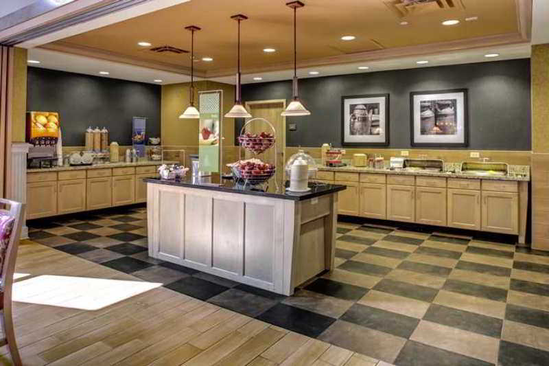 Hampton Inn & Suites Dodge City Hampton Inn & Suites Dodge City