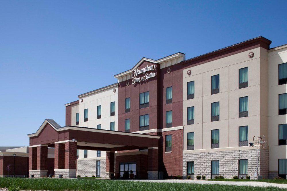 Hampton Inn & Suites Dodge City Hampton Inn & Suites Dodge City