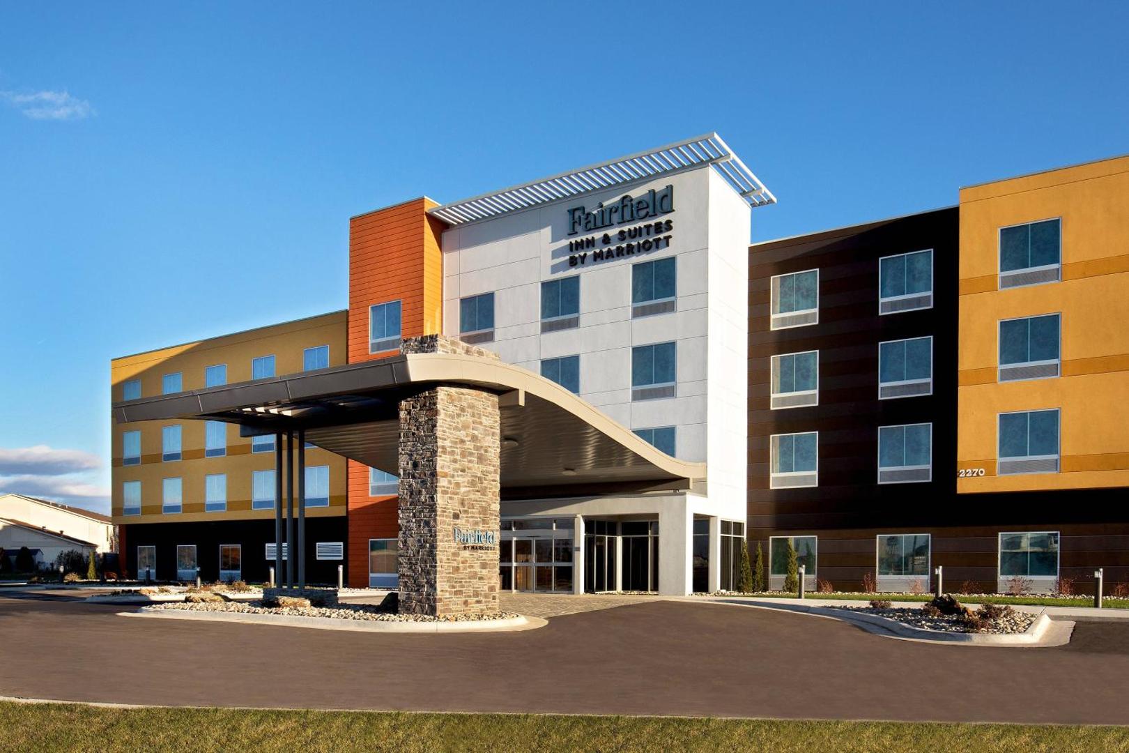 Fairfield Inn & Suites by Marriott McPherson Fairfield Inn & Suites by Marriott McPherson