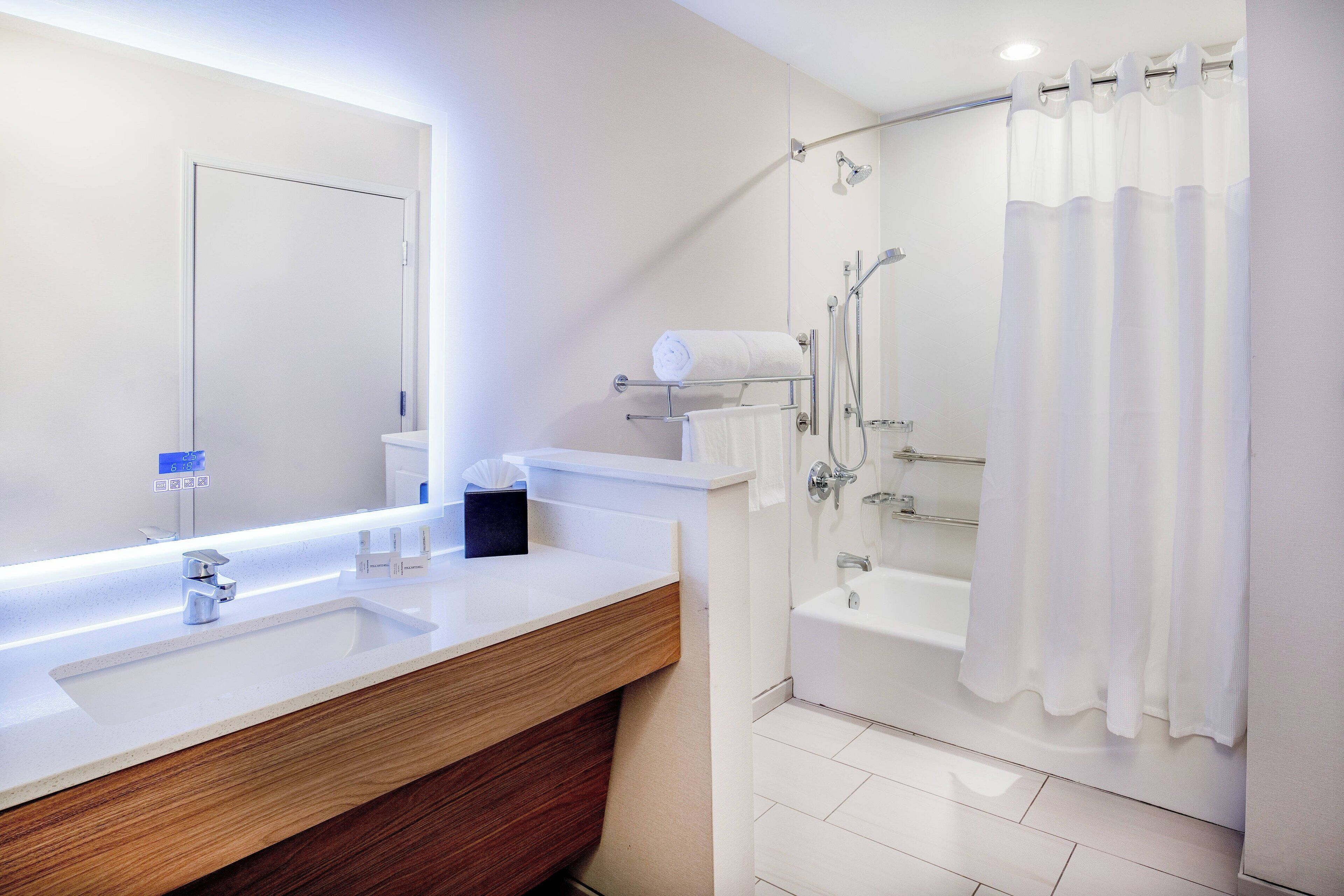 Fairfield Inn & Suites by Marriott McPherson Fairfield Inn & Suites by Marriott McPherson