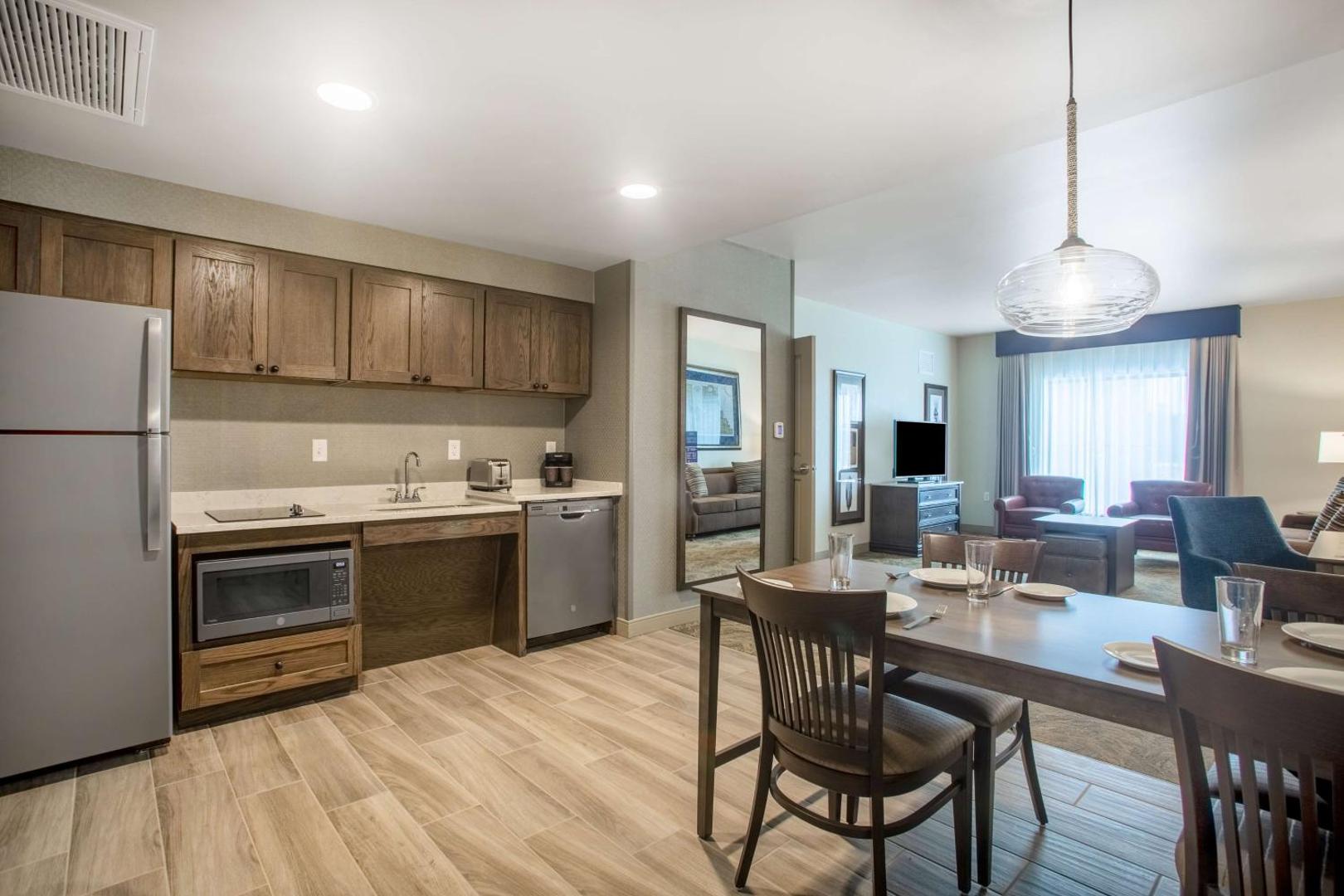 Homewood Suites by Hilton Salina Downtown Homewood Suites by Hilton Salina Downtown