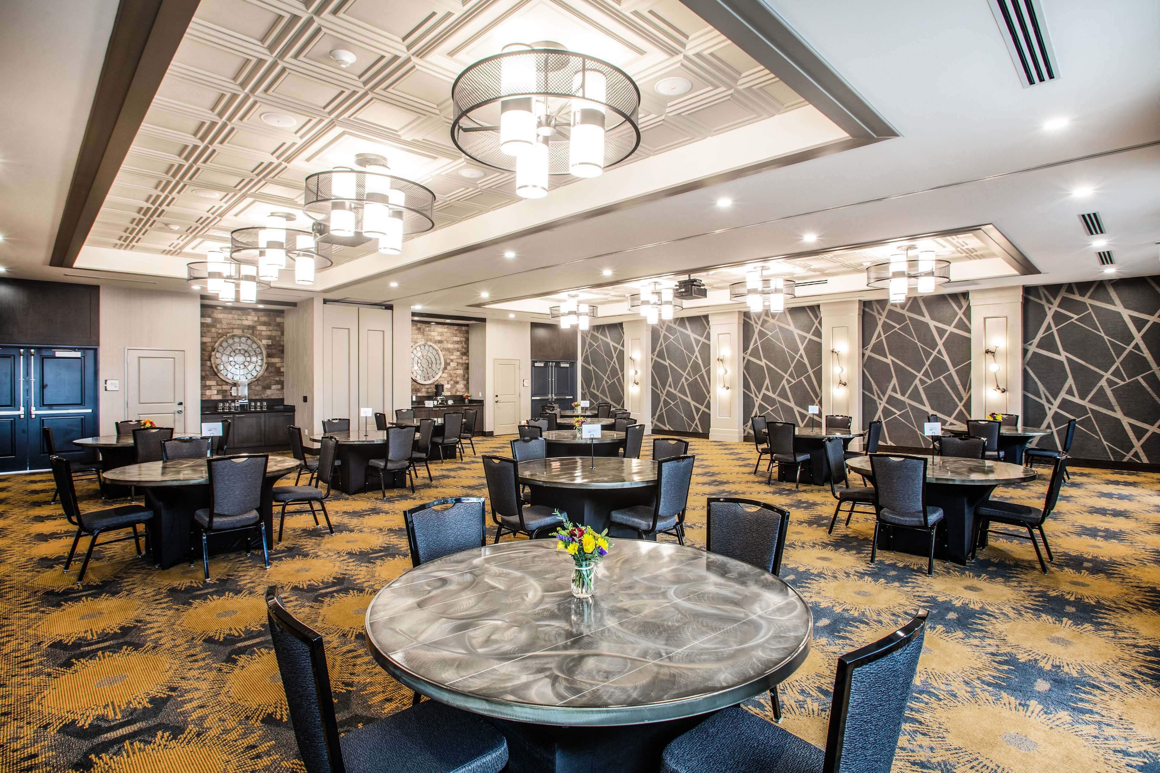 Homewood Suites by Hilton Salina Downtown Homewood Suites by Hilton Salina Downtown