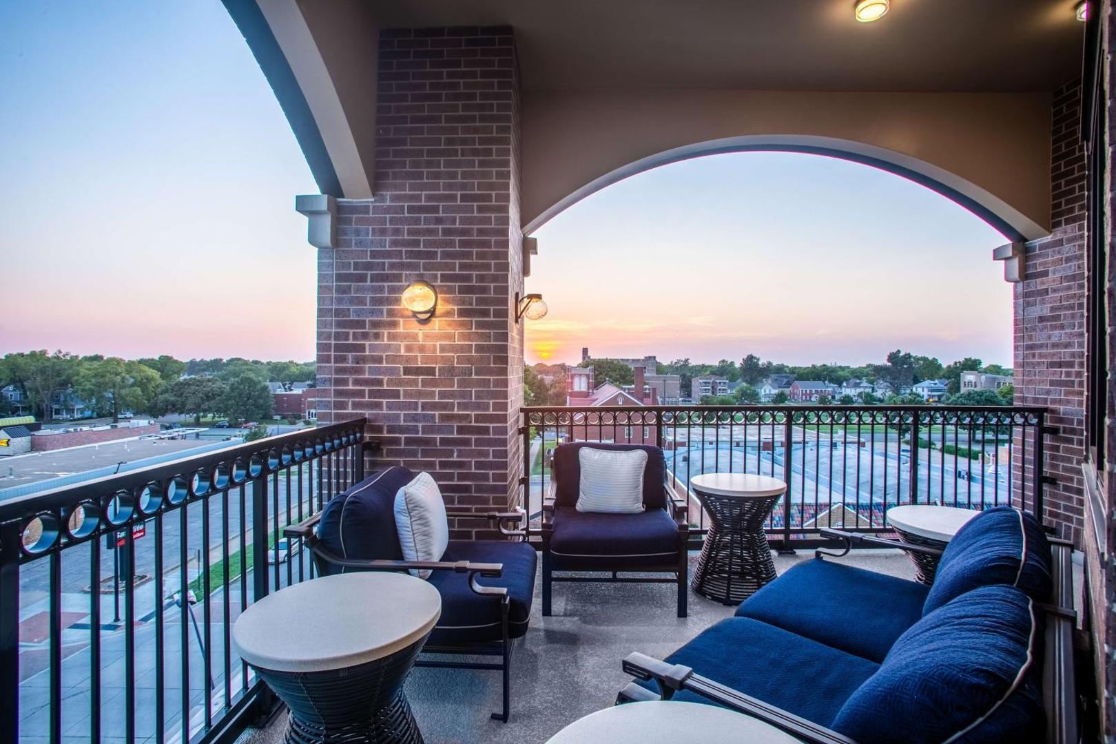 Homewood Suites by Hilton Salina Downtown Homewood Suites by Hilton Salina Downtown