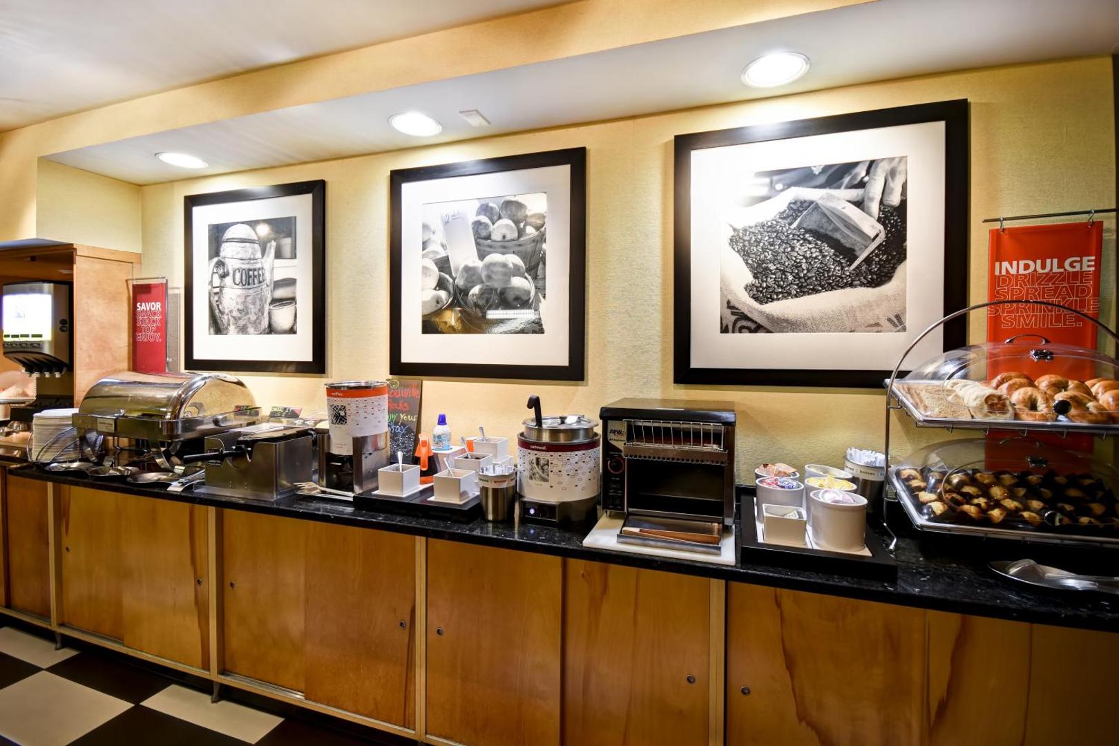 Hampton Inn Louisville Airport Hampton Inn Louisville Airport