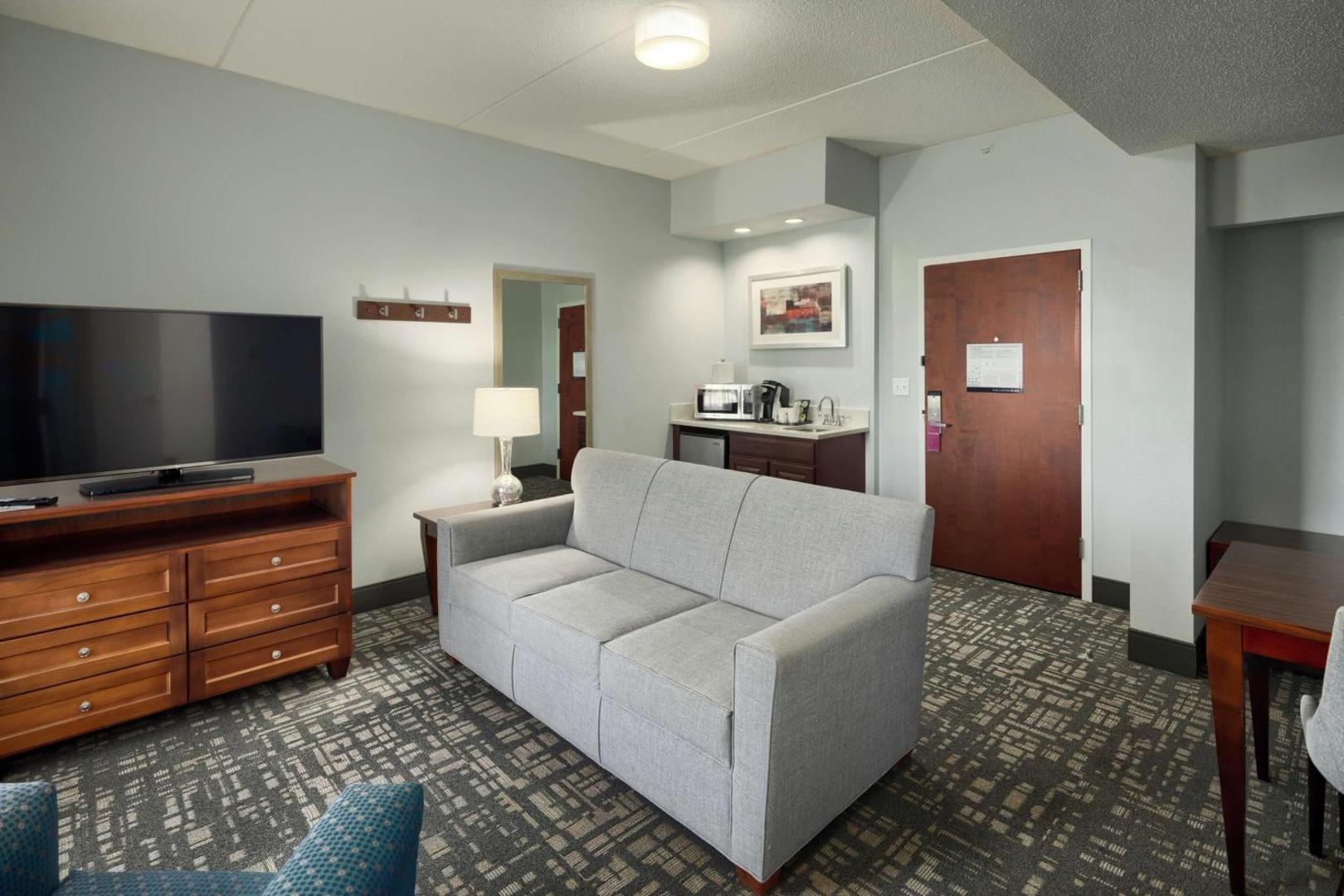 Hampton Inn Louisville Northeast Hampton Inn Louisville Northeast