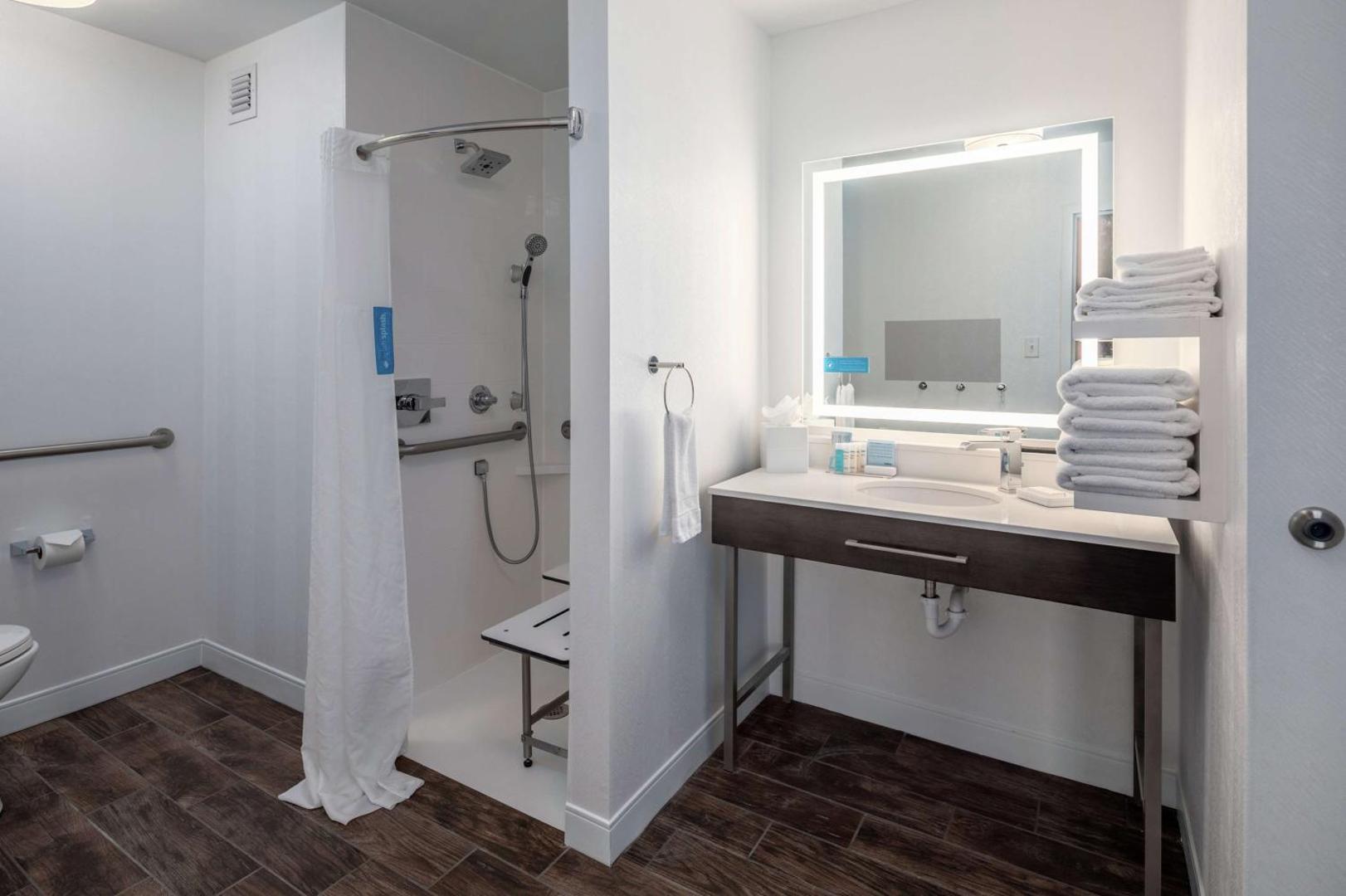 Hampton Inn Louisville Northeast Hampton Inn Louisville Northeast