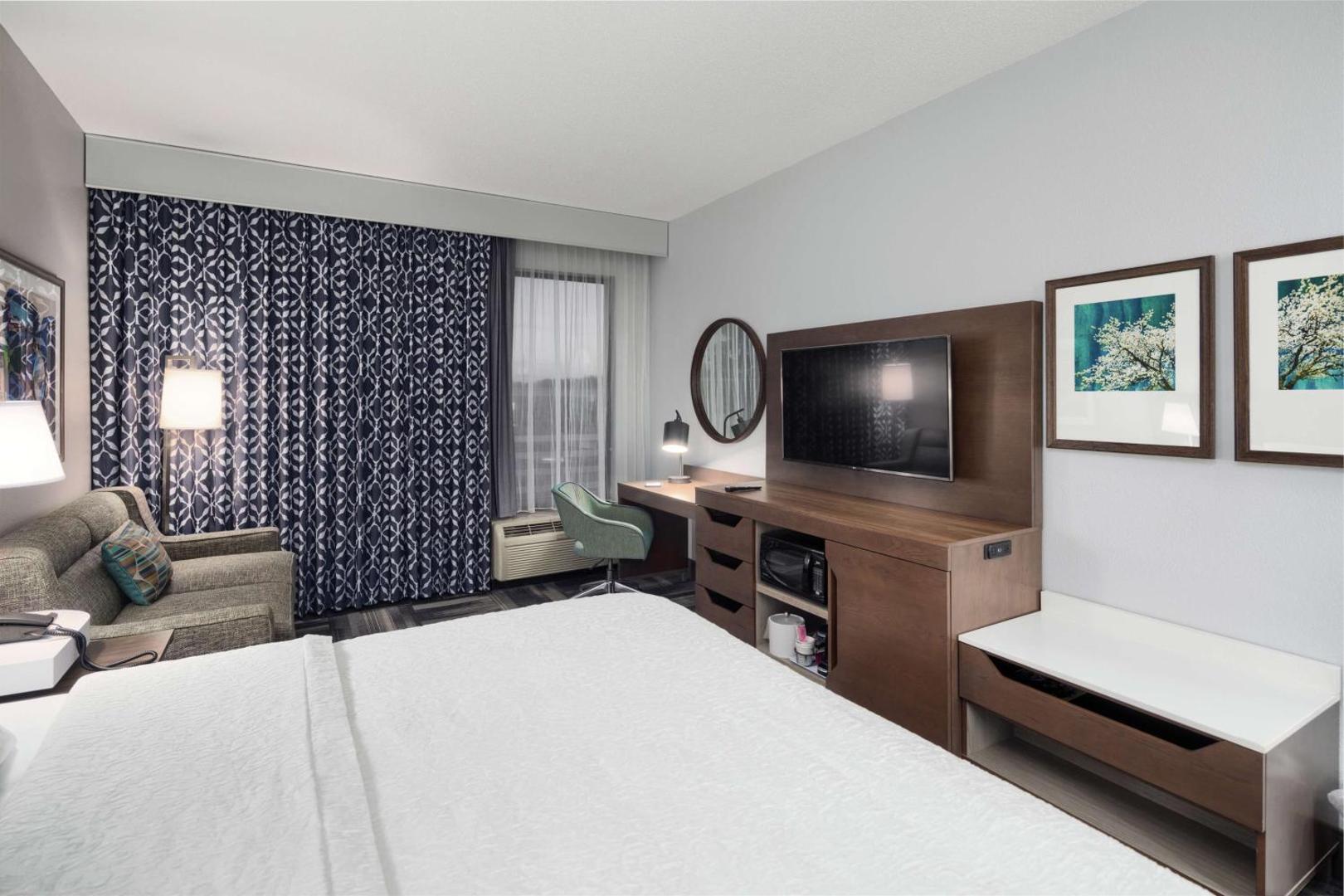 Hampton Inn Louisville Northeast Hampton Inn Louisville Northeast