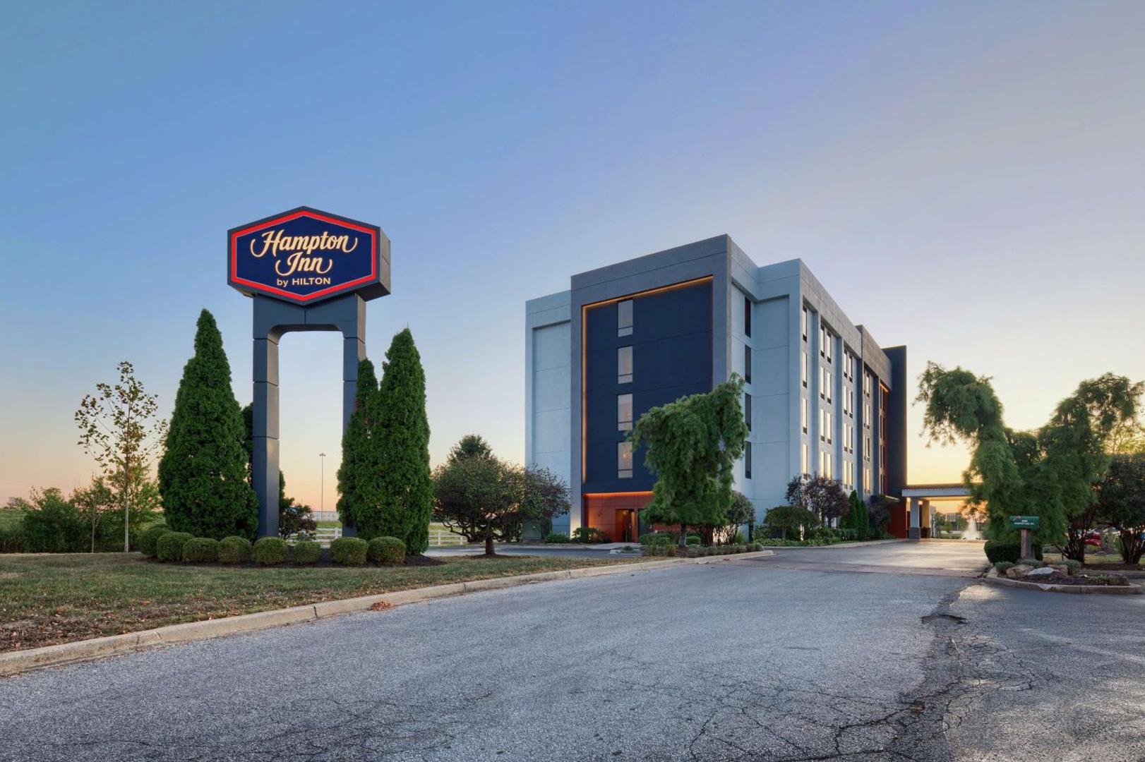 Hampton Inn Louisville Northeast Hampton Inn Louisville Northeast