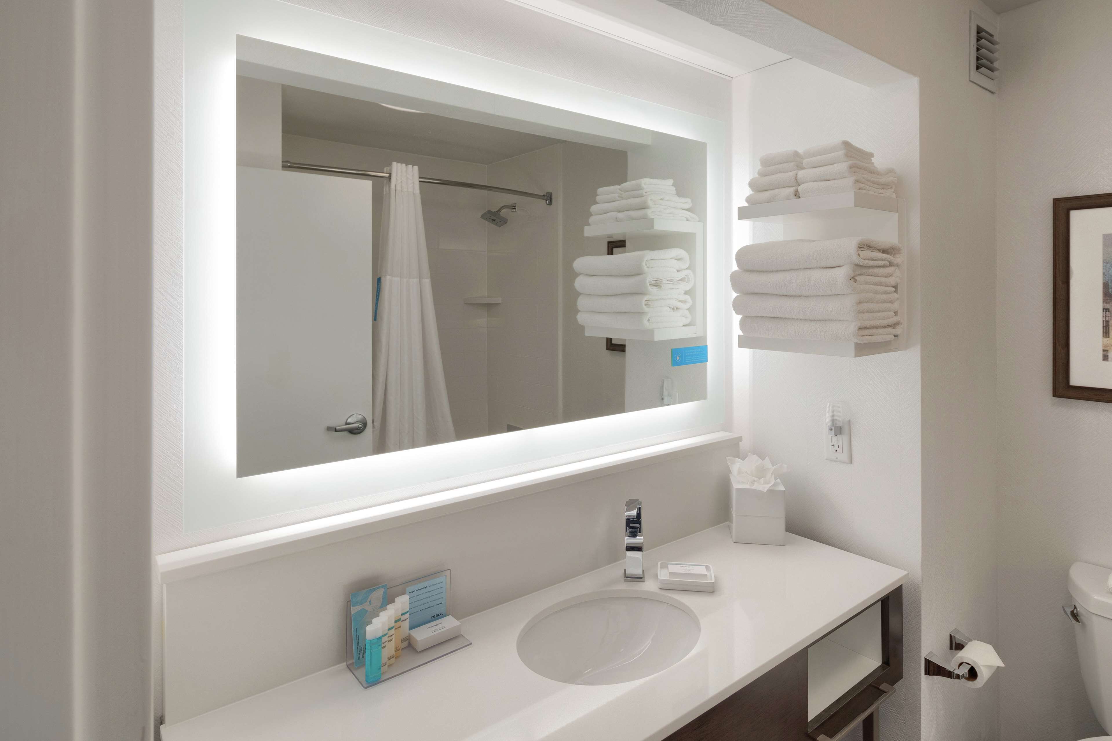 Hampton Inn Louisville Northeast Hampton Inn Louisville Northeast