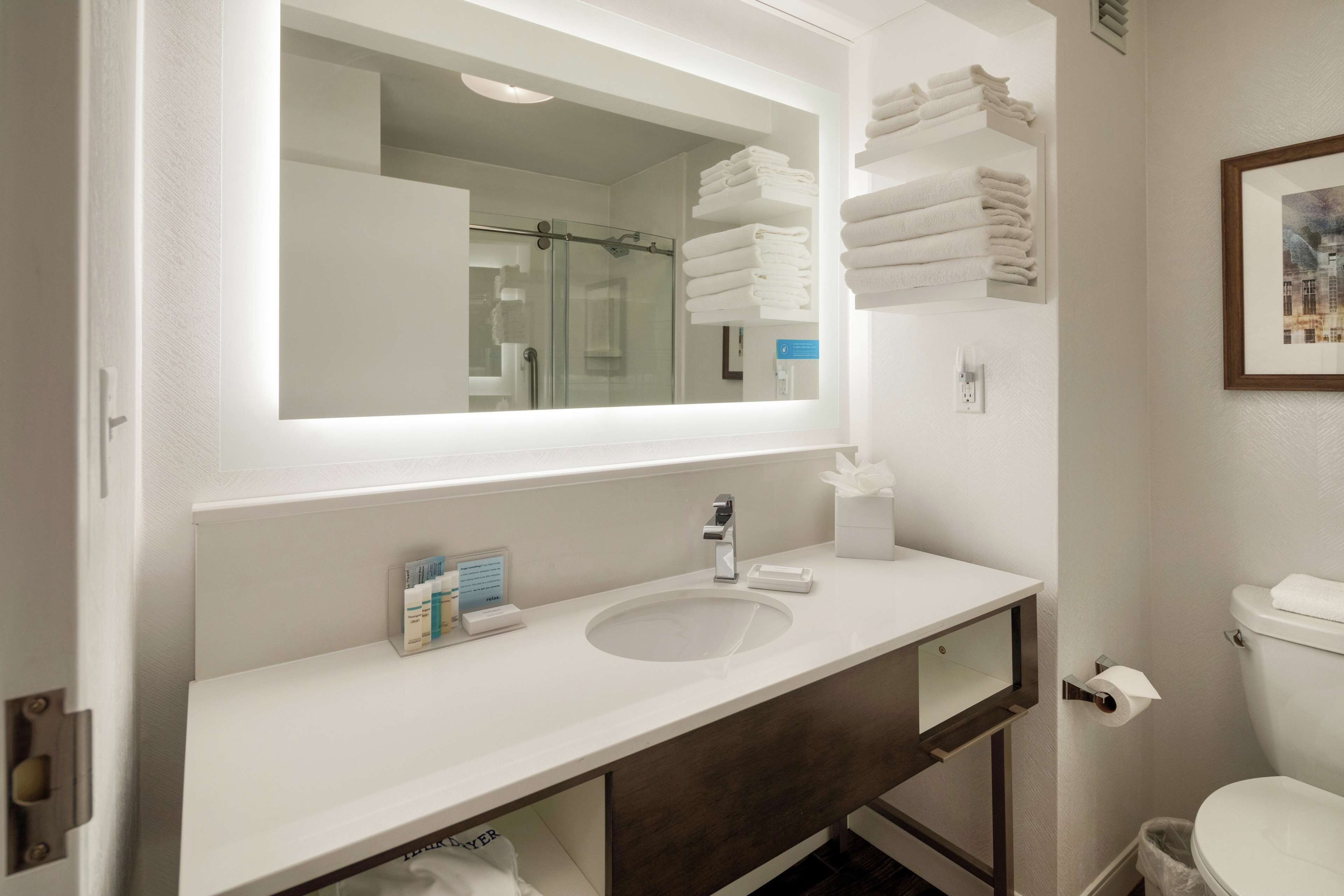 Hampton Inn Louisville Northeast Hampton Inn Louisville Northeast