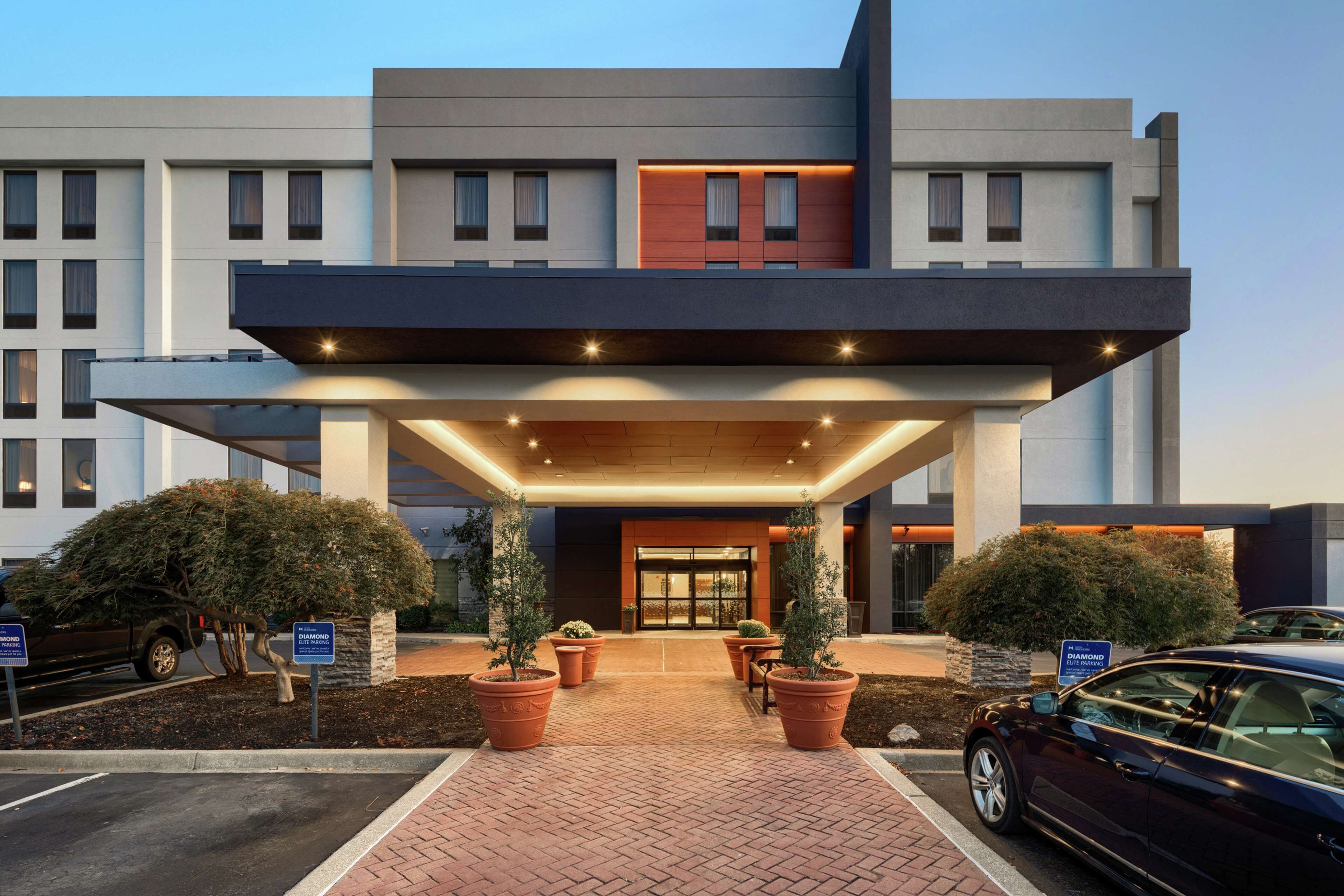 Hampton Inn Louisville Northeast Hampton Inn Louisville Northeast