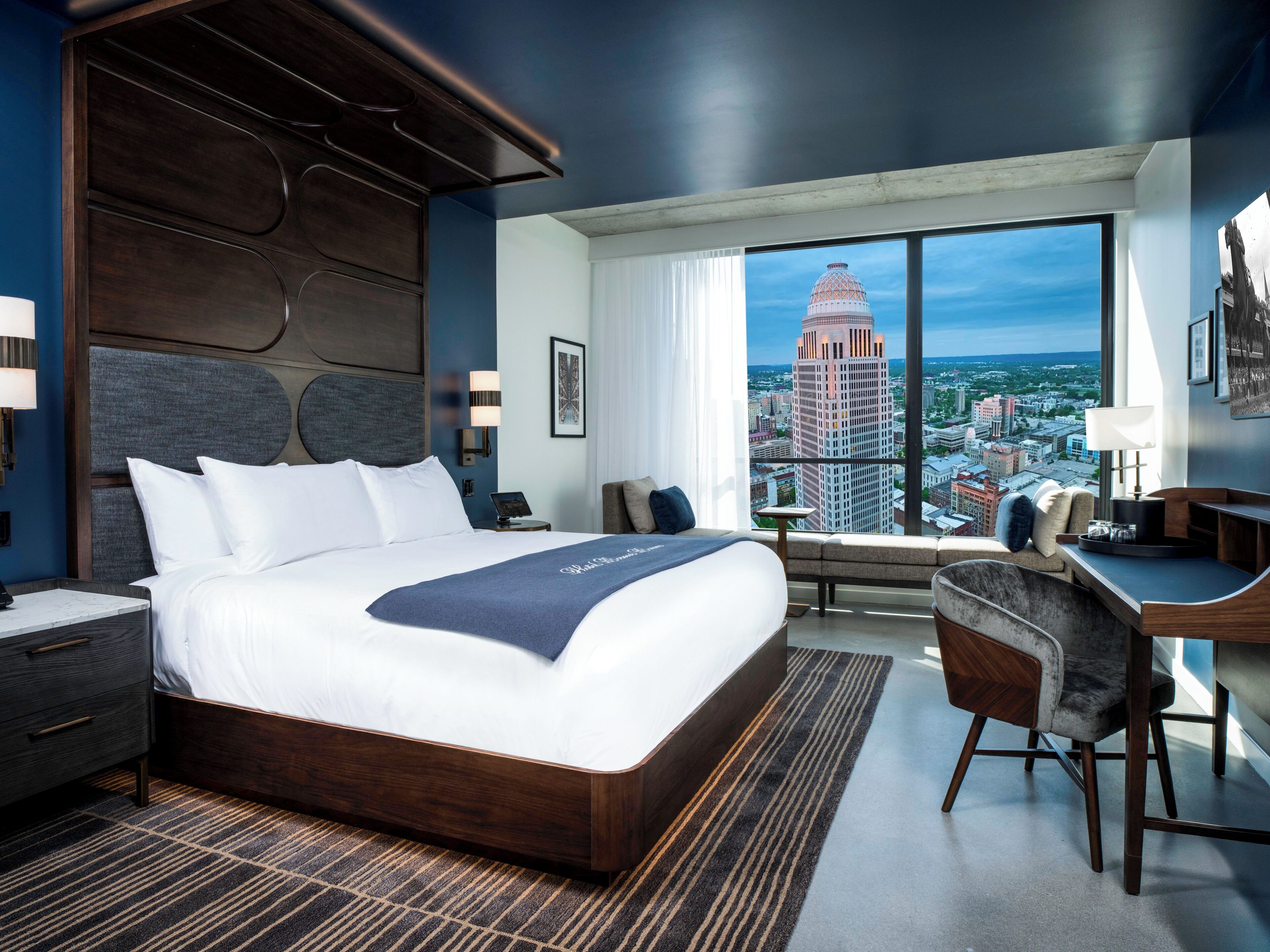 Hotel Bourre Bonne Louisville Curio Collection by Hilton
