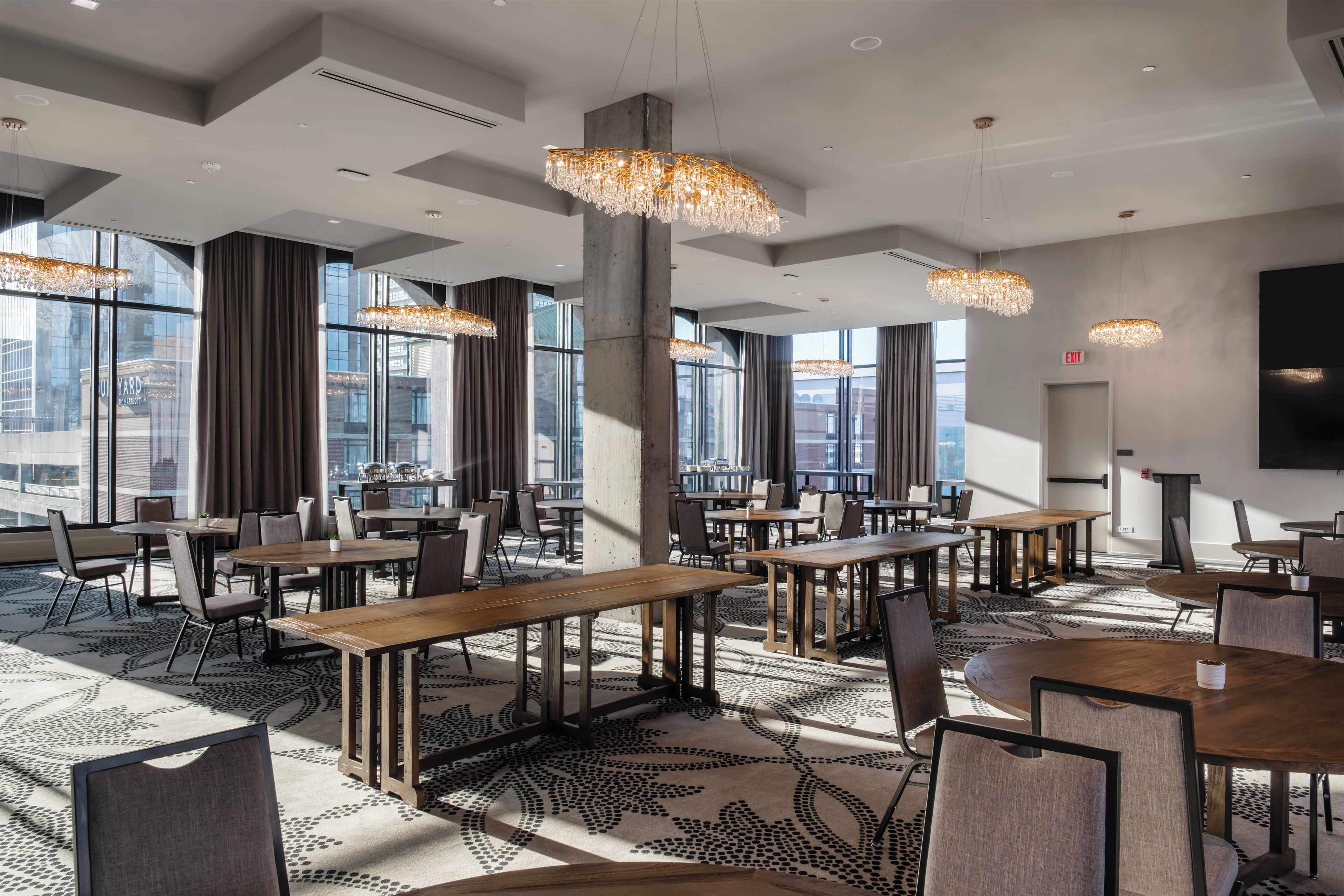 Hotel Bourre Bonne Louisville Curio Collection by Hilton