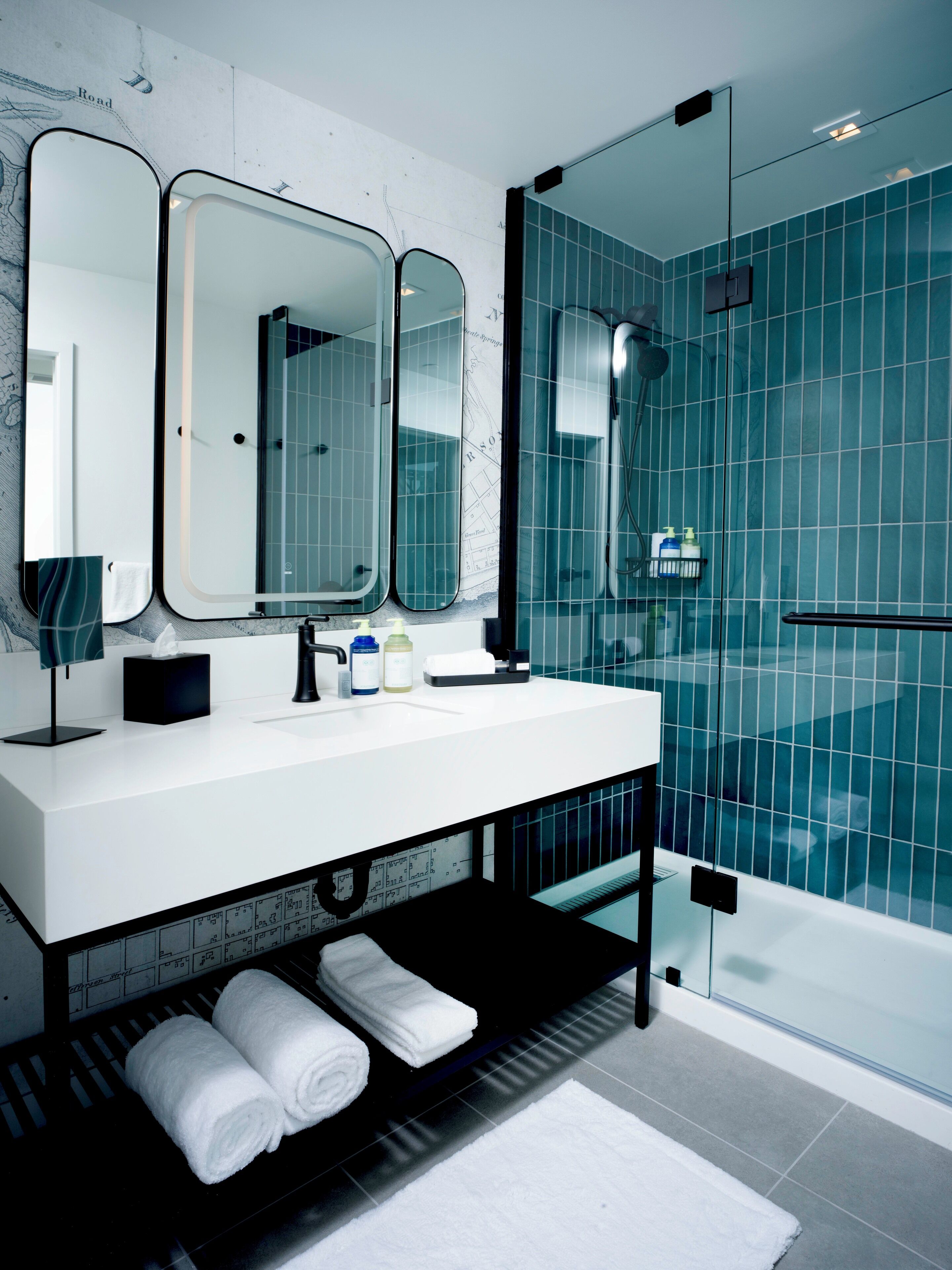 Hotel Bourre Bonne Louisville Curio Collection by Hilton