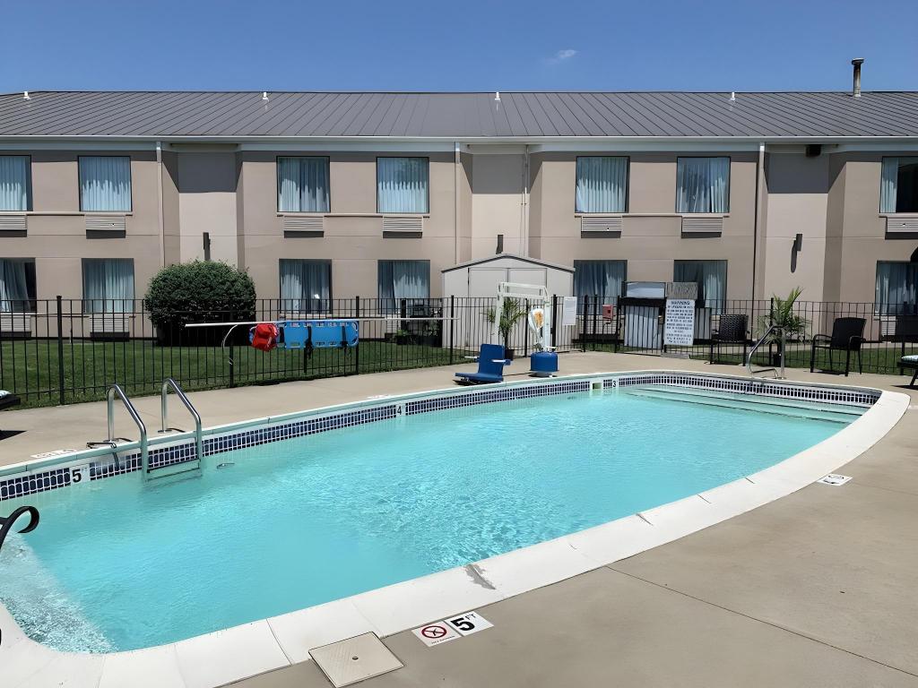 Spark by Hilton Louisville Airport Spark by Hilton Louisville Airport