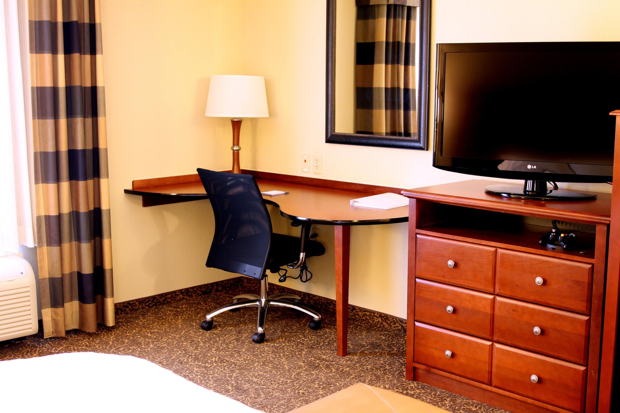 Hampton Inn & Suites Paducah Hampton Inn & Suites Paducah
