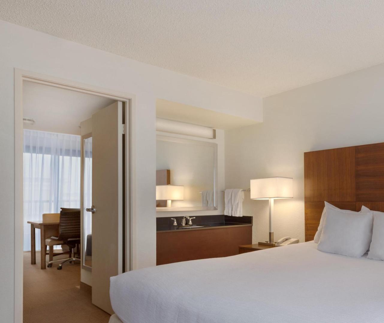 Embassy Suites Baton Rouge Embassy Suites Baton Rouge