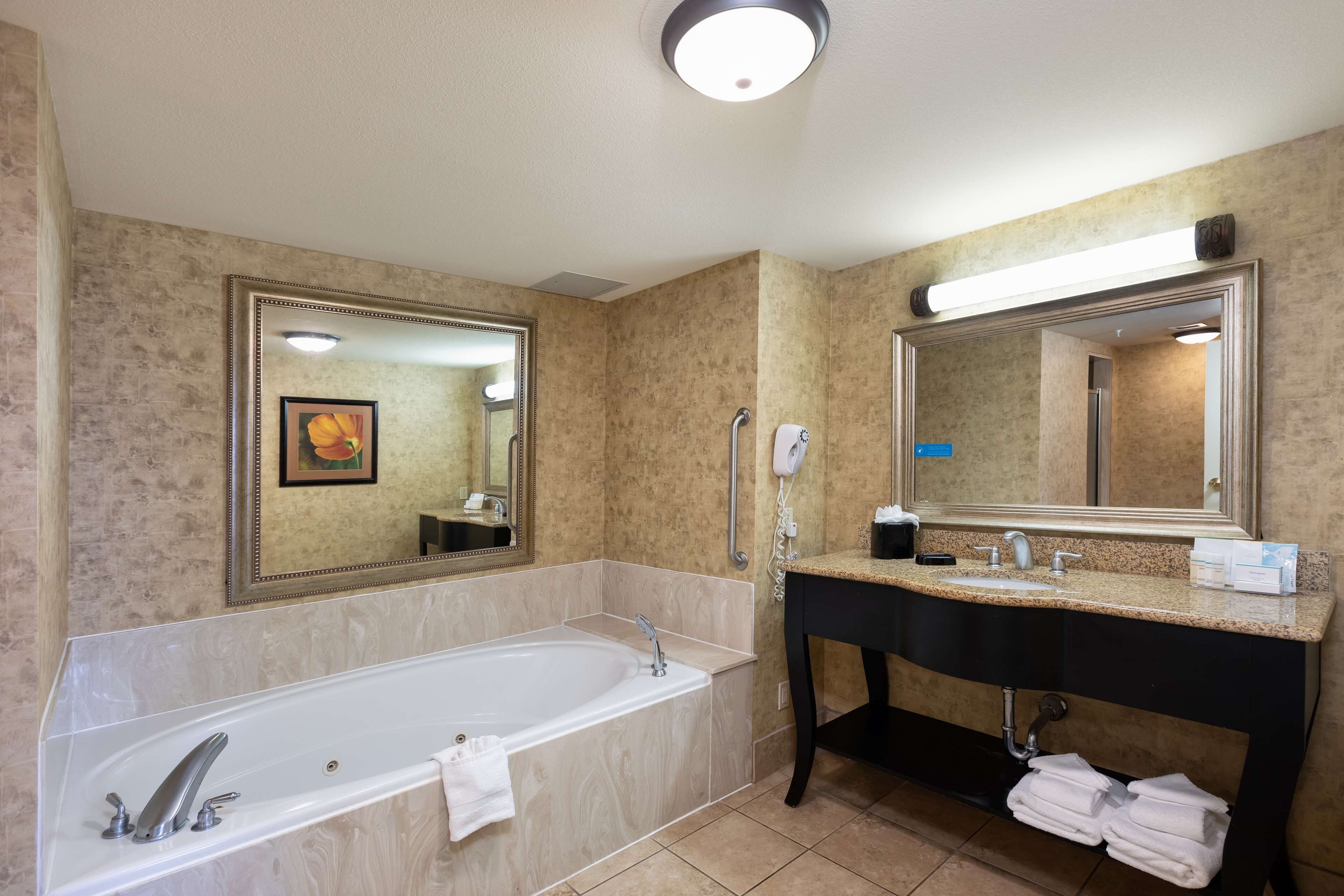 Hampton Inn & Suites Baton Rouge I-10 East Hampton Inn & Suites Baton Rouge I-10 East
