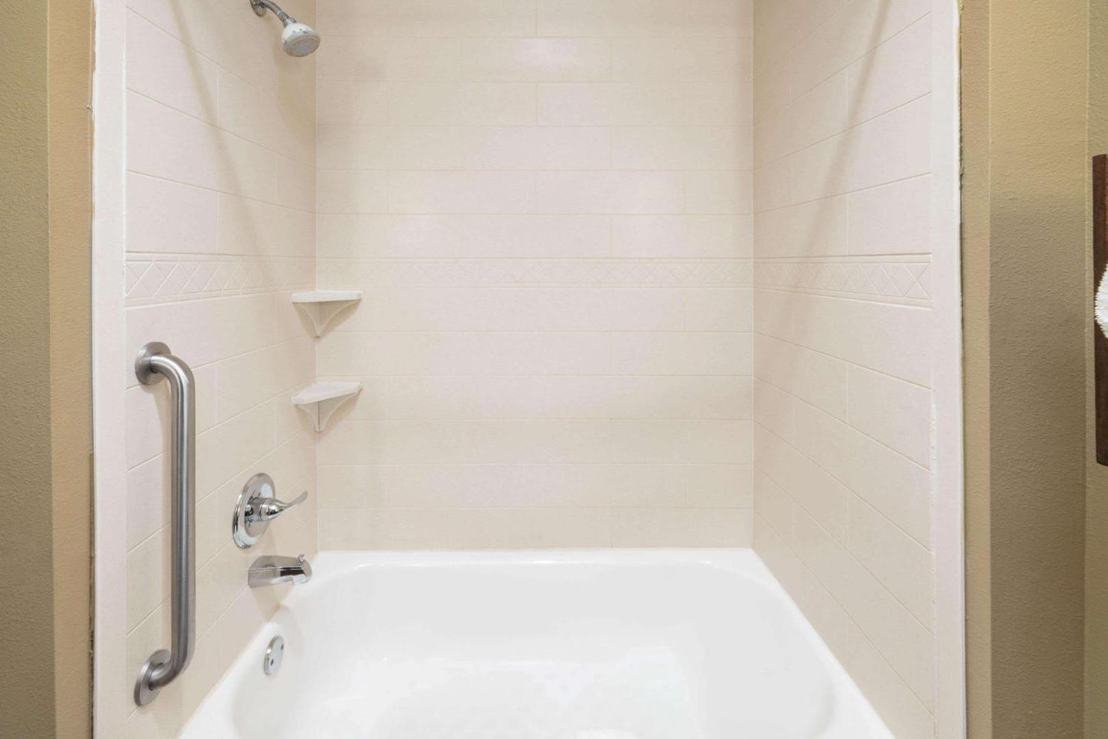 La Quinta Inn & Suites by Wyndham Boutte La Quinta Inn & Suites by Wyndham Boutte