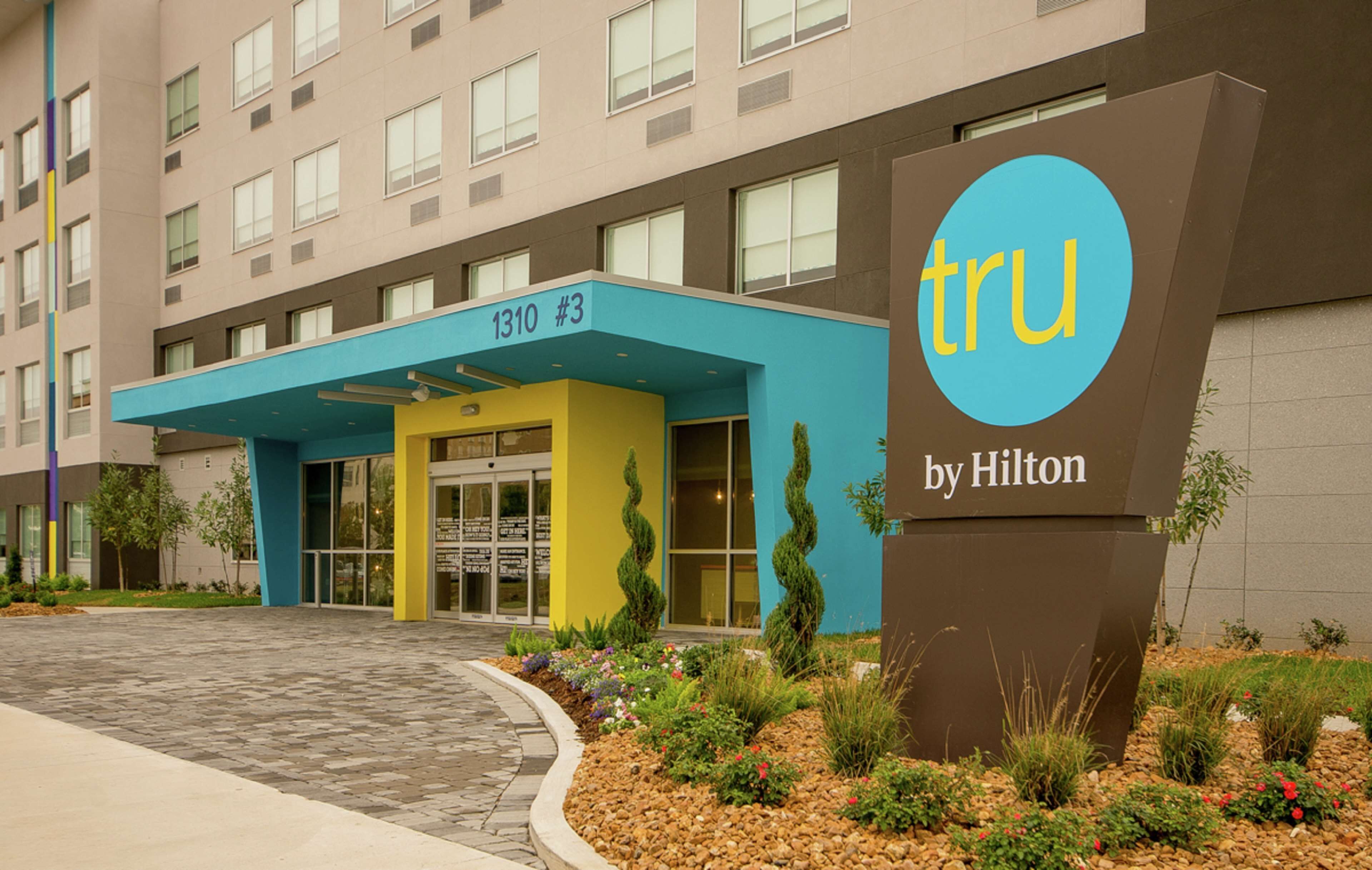 Tru by Hilton Lafayette River Ranch Tru by Hilton Lafayette River Ranch