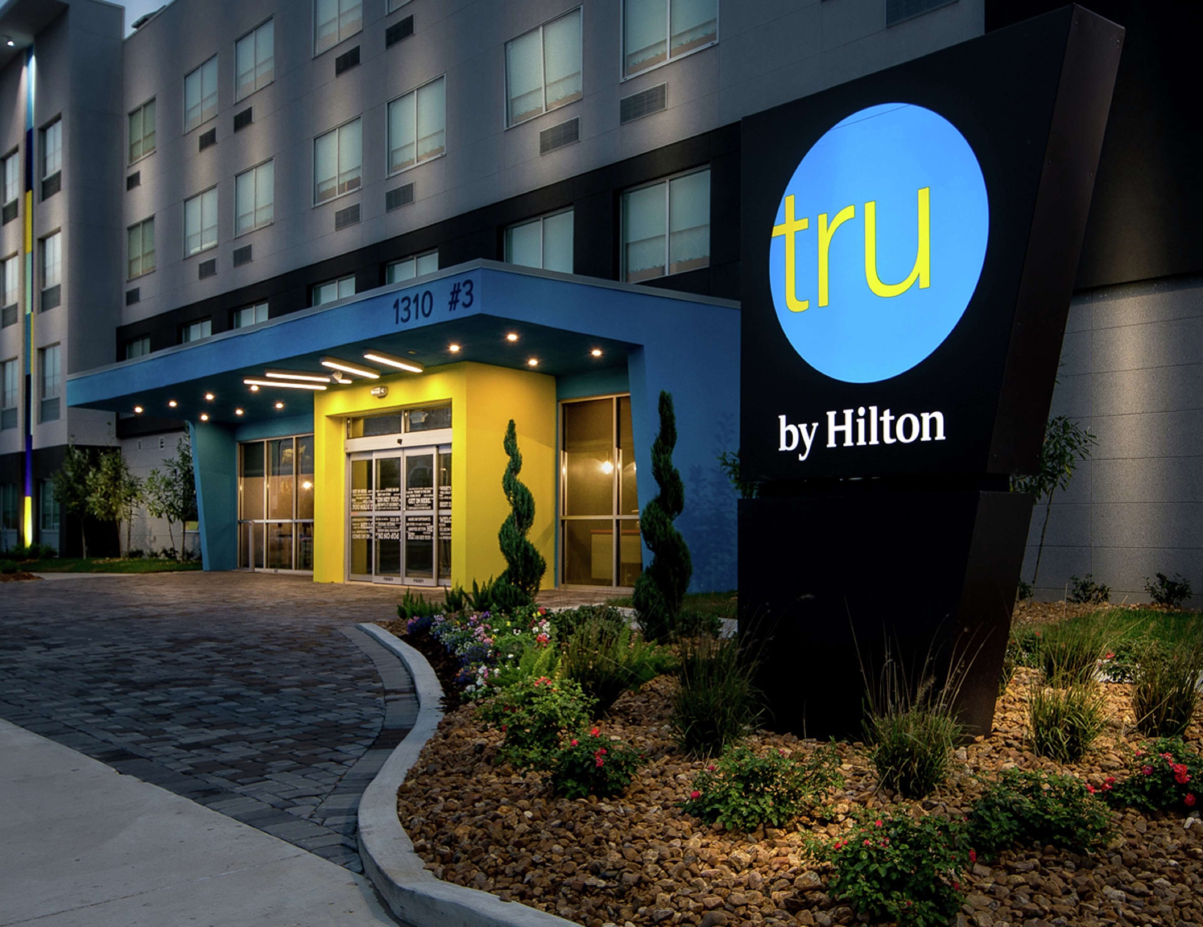 Tru by Hilton Lafayette River Ranch Tru by Hilton Lafayette River Ranch