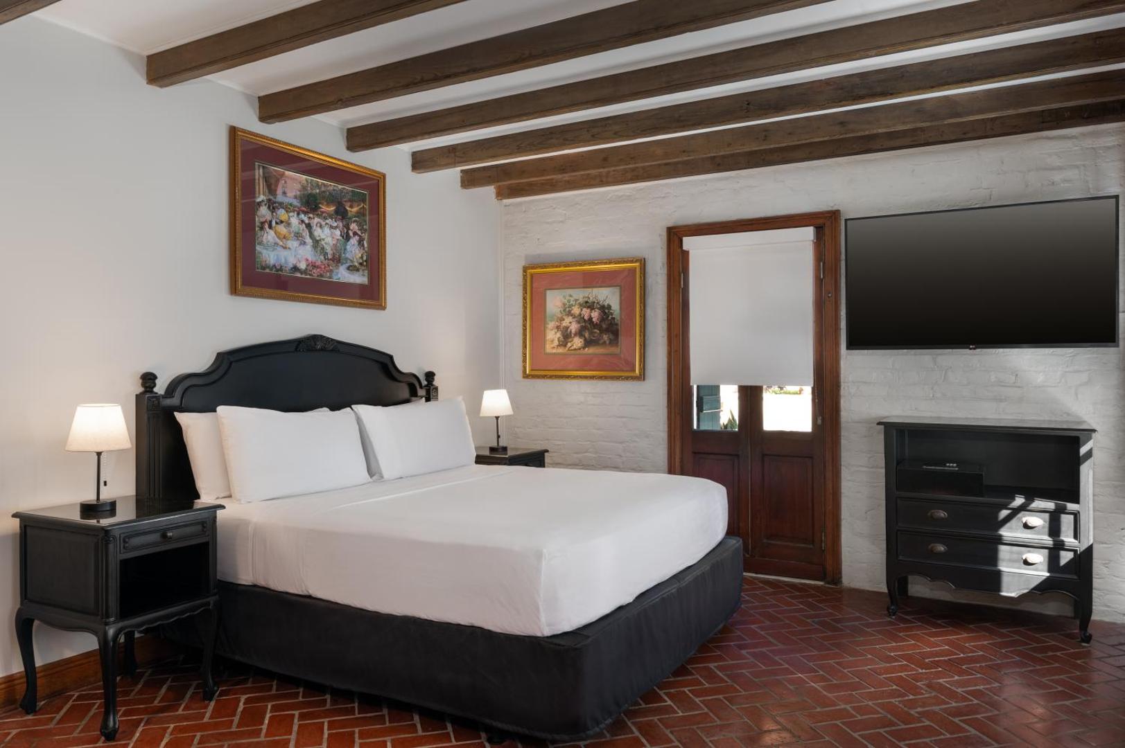 Chateau Hotel Chateau Hotel