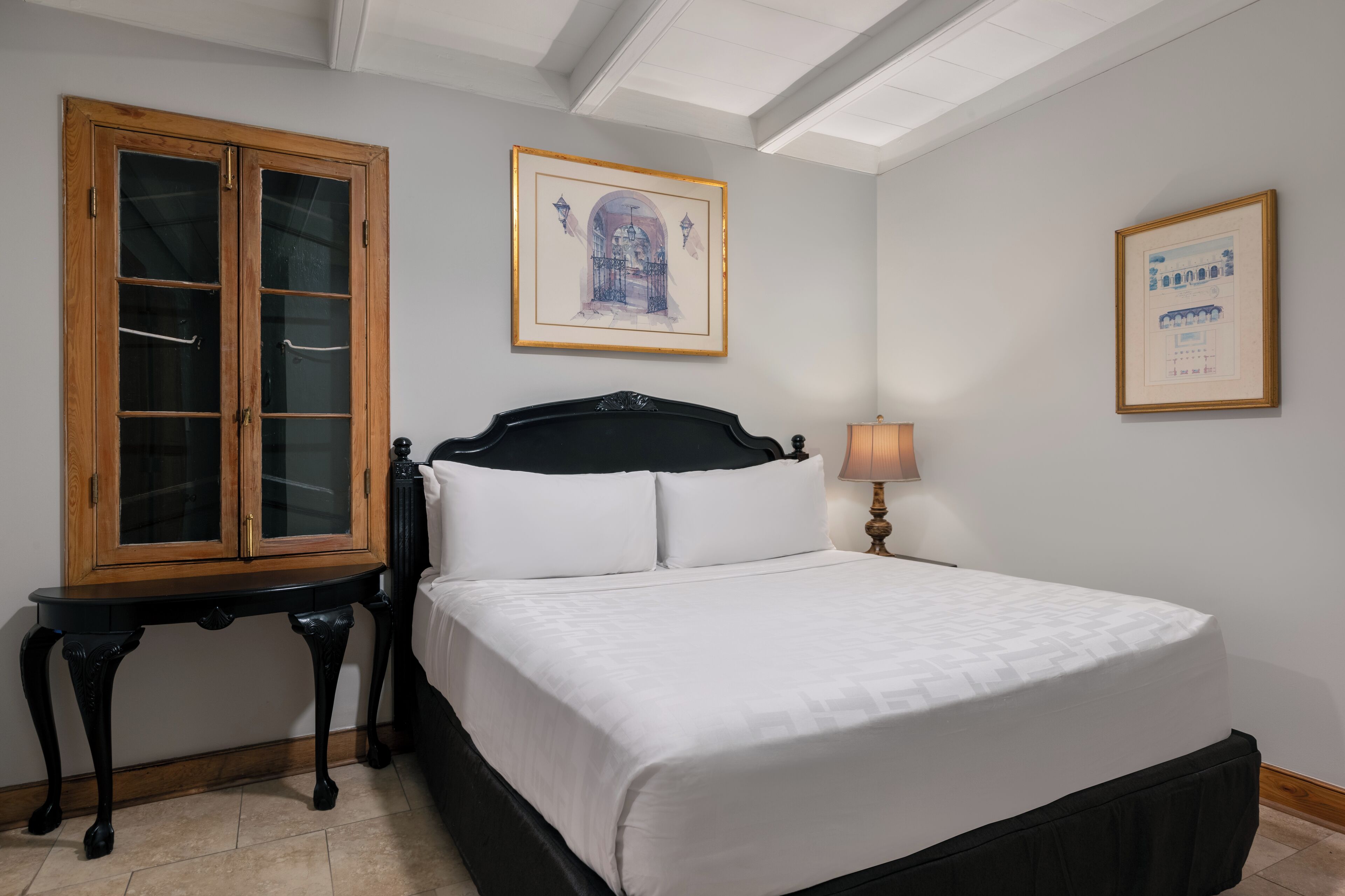 Chateau Hotel Chateau Hotel