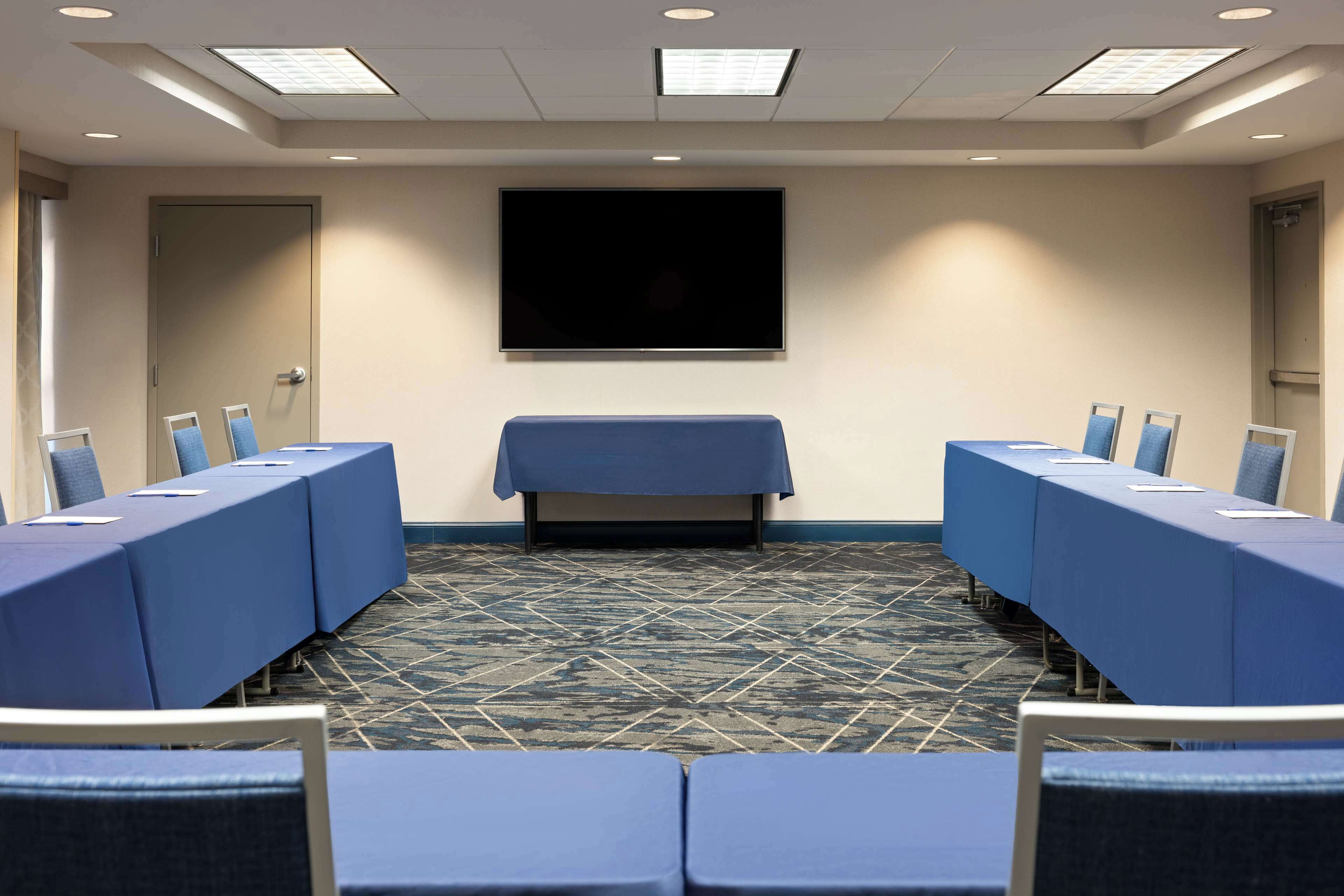 Hampton Inn & Suites Hampton Inn & Suites