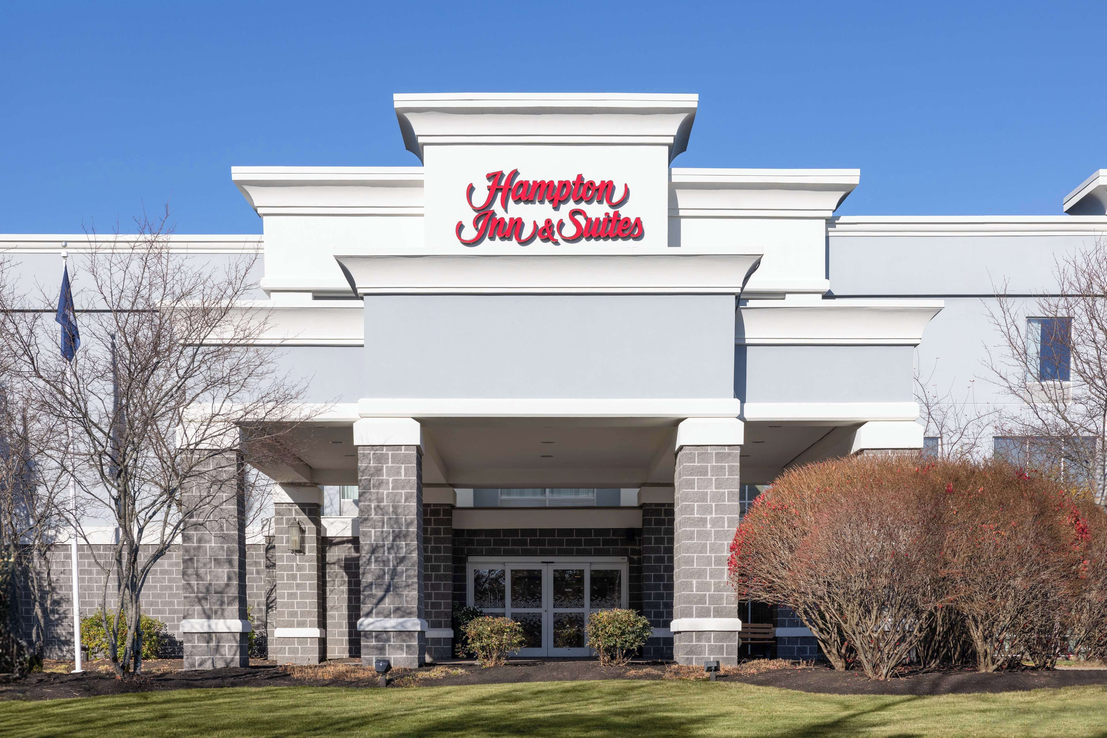 Hampton Inn & Suites Hampton Inn & Suites