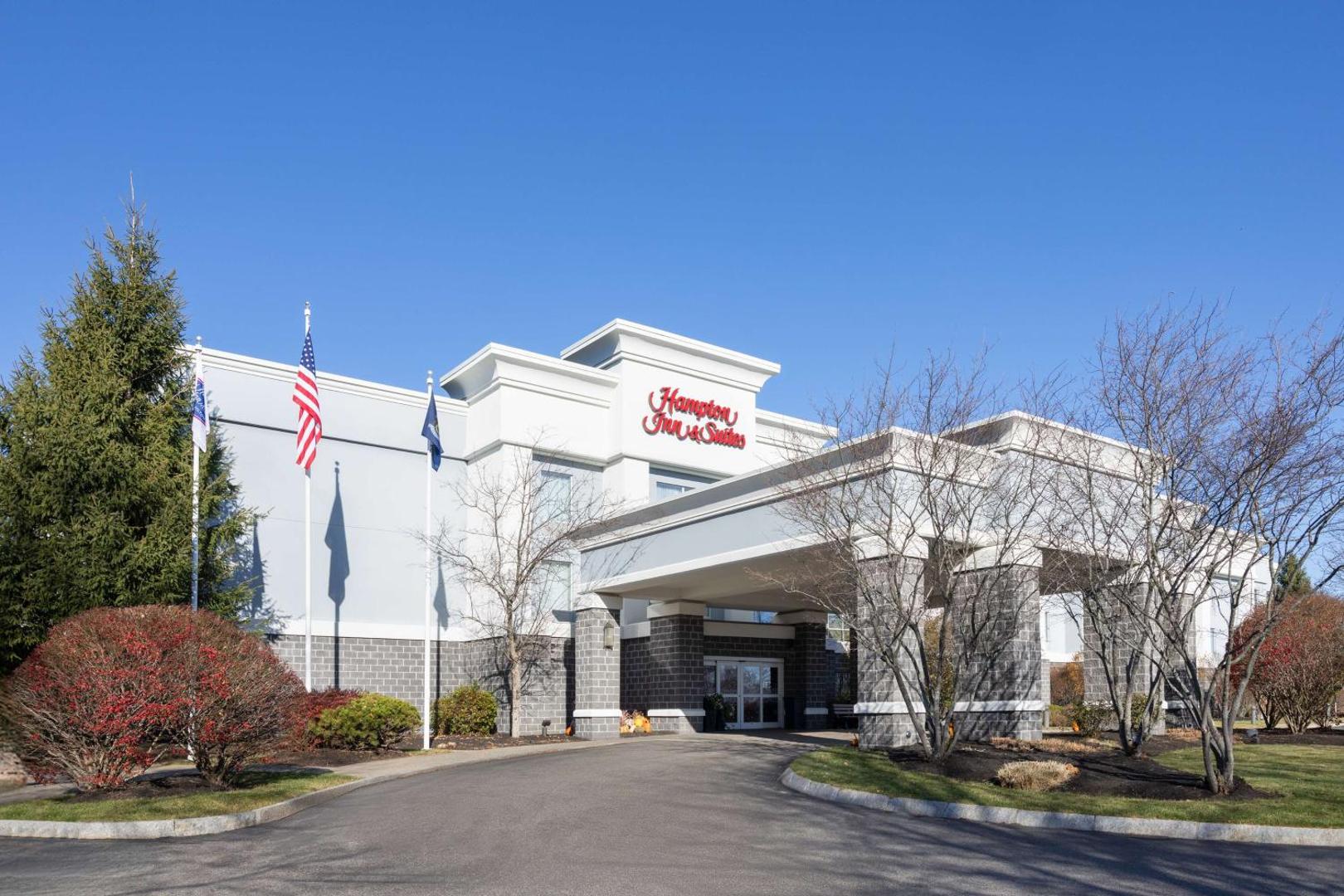 Hampton Inn & Suites Hampton Inn & Suites