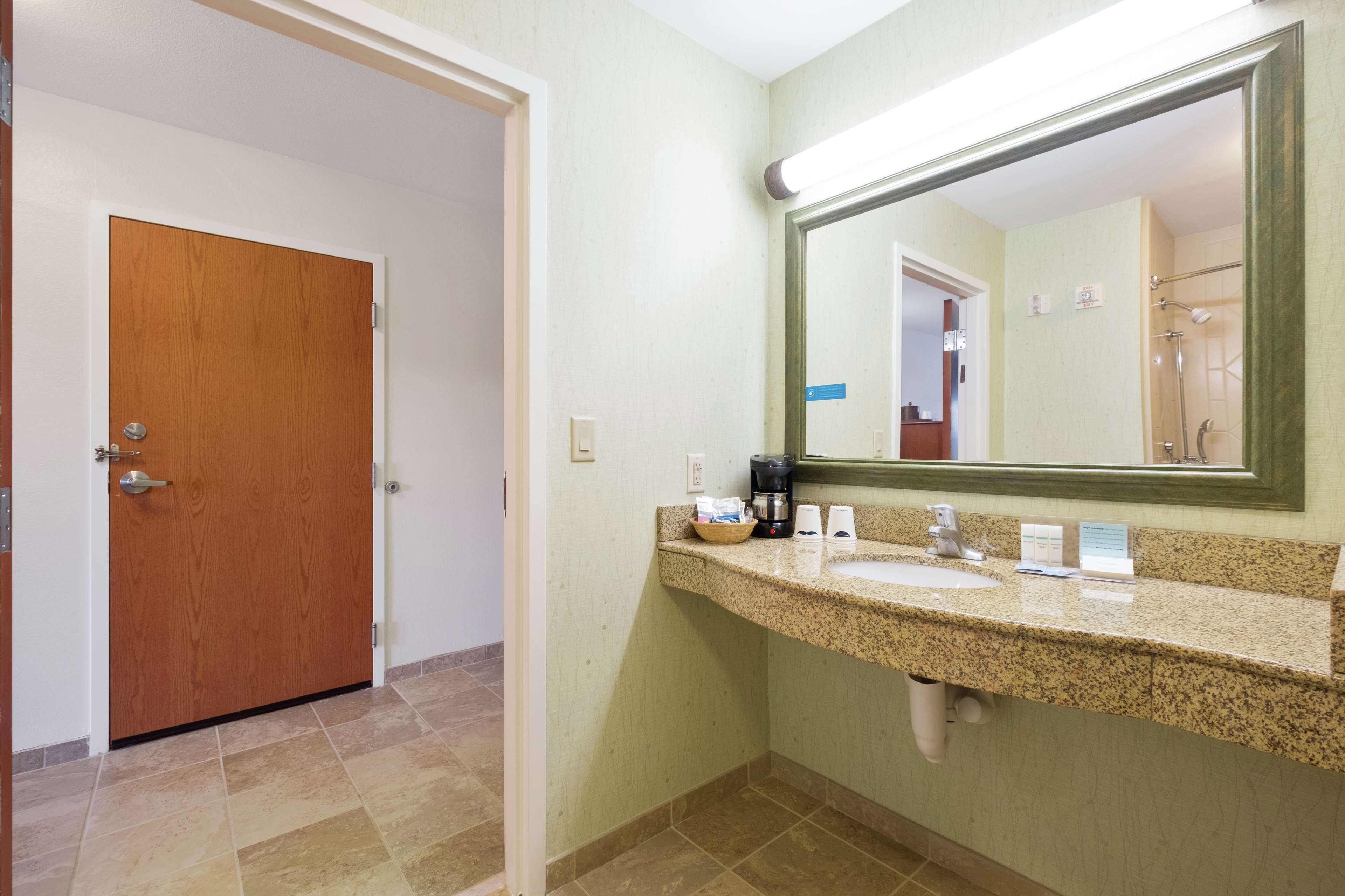 Hampton Inn & Suites Rockland Hampton Inn & Suites Rockland