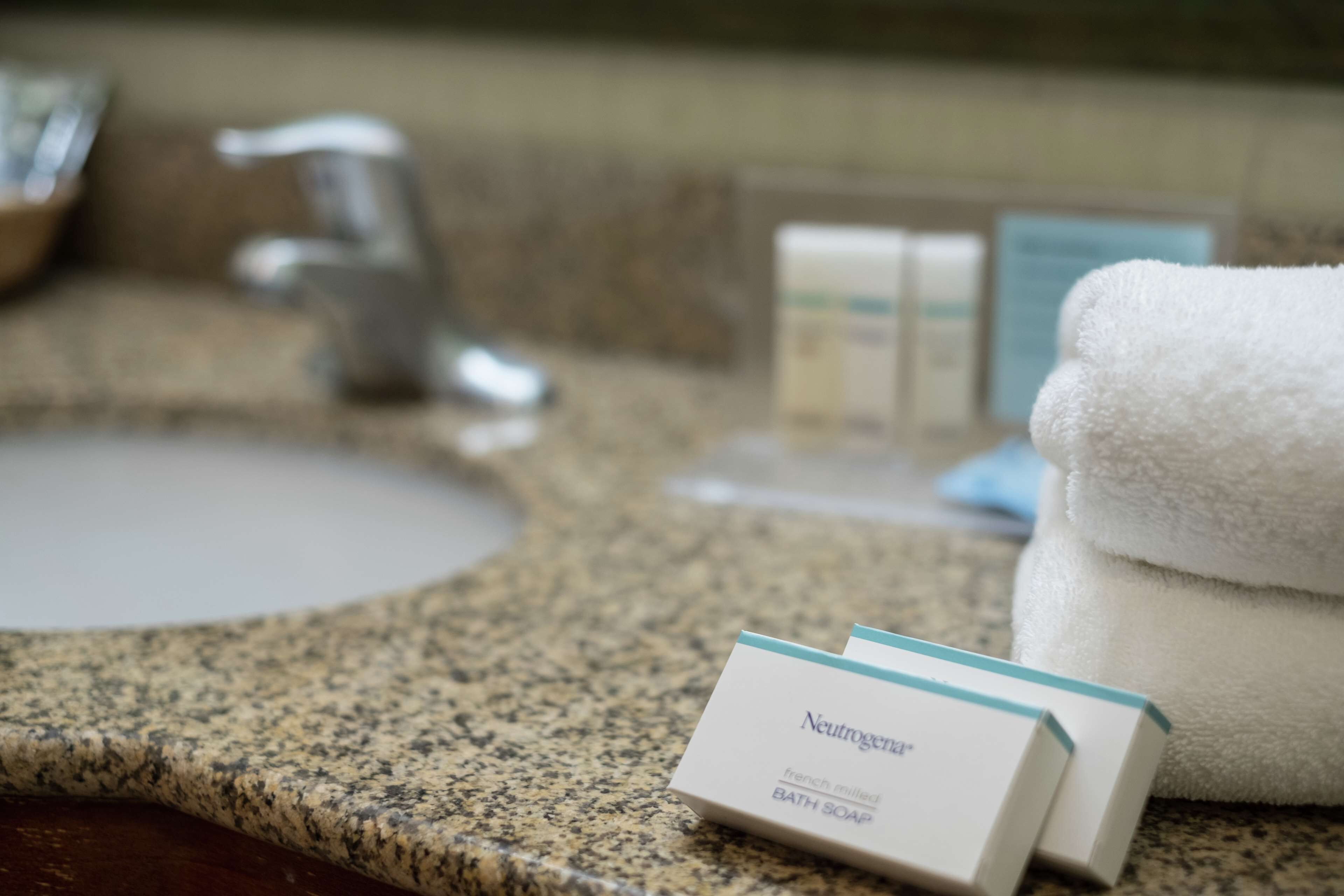 Hampton Inn & Suites Rockland Hampton Inn & Suites Rockland