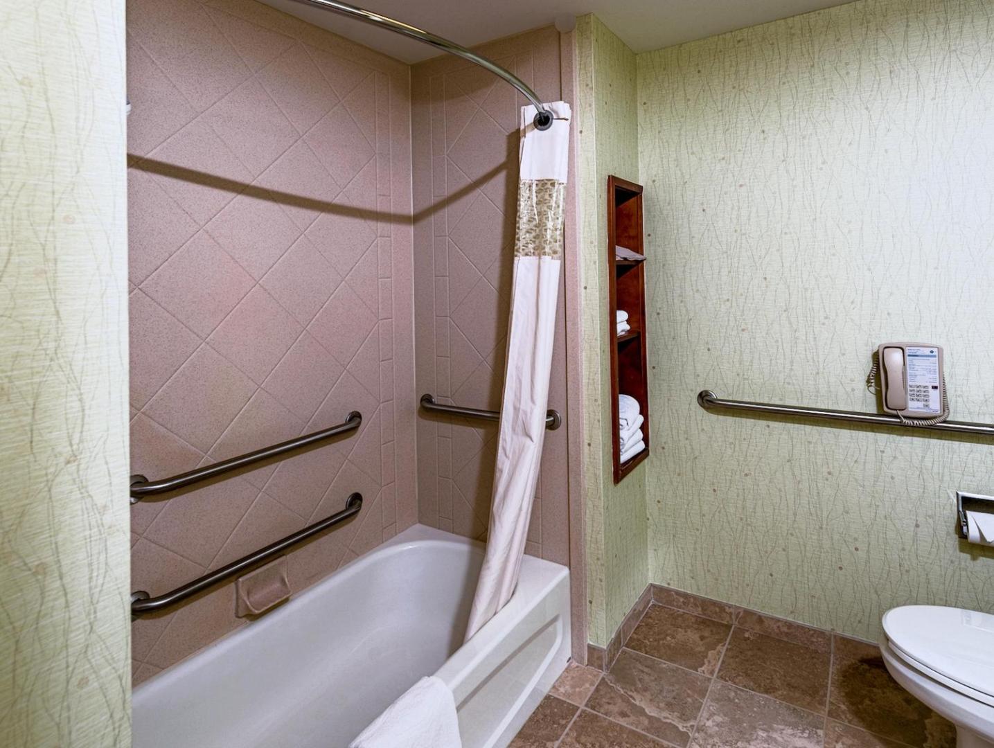 Hampton Inn & Suites Rockland Hampton Inn & Suites Rockland