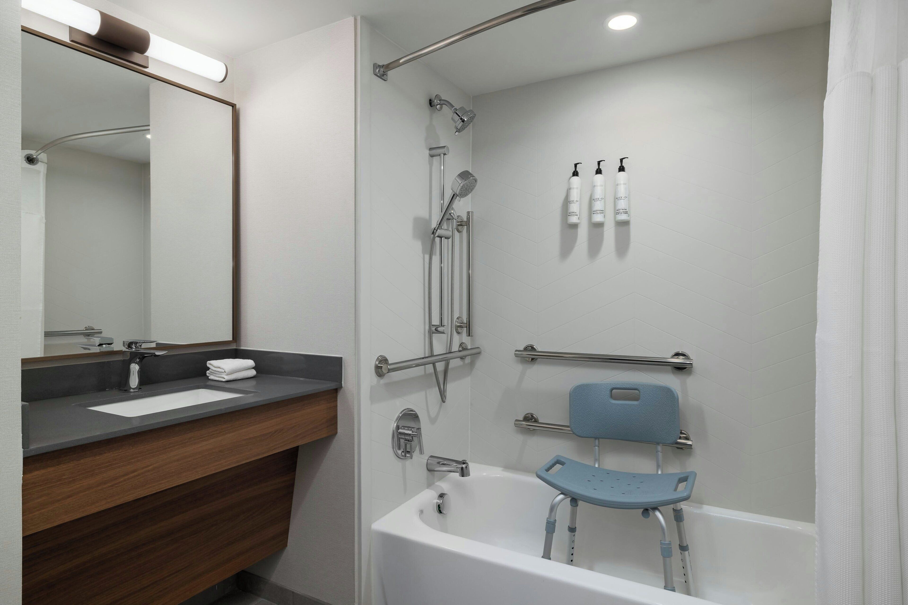 Fairfield by Marriott Inn & Suites Clinton