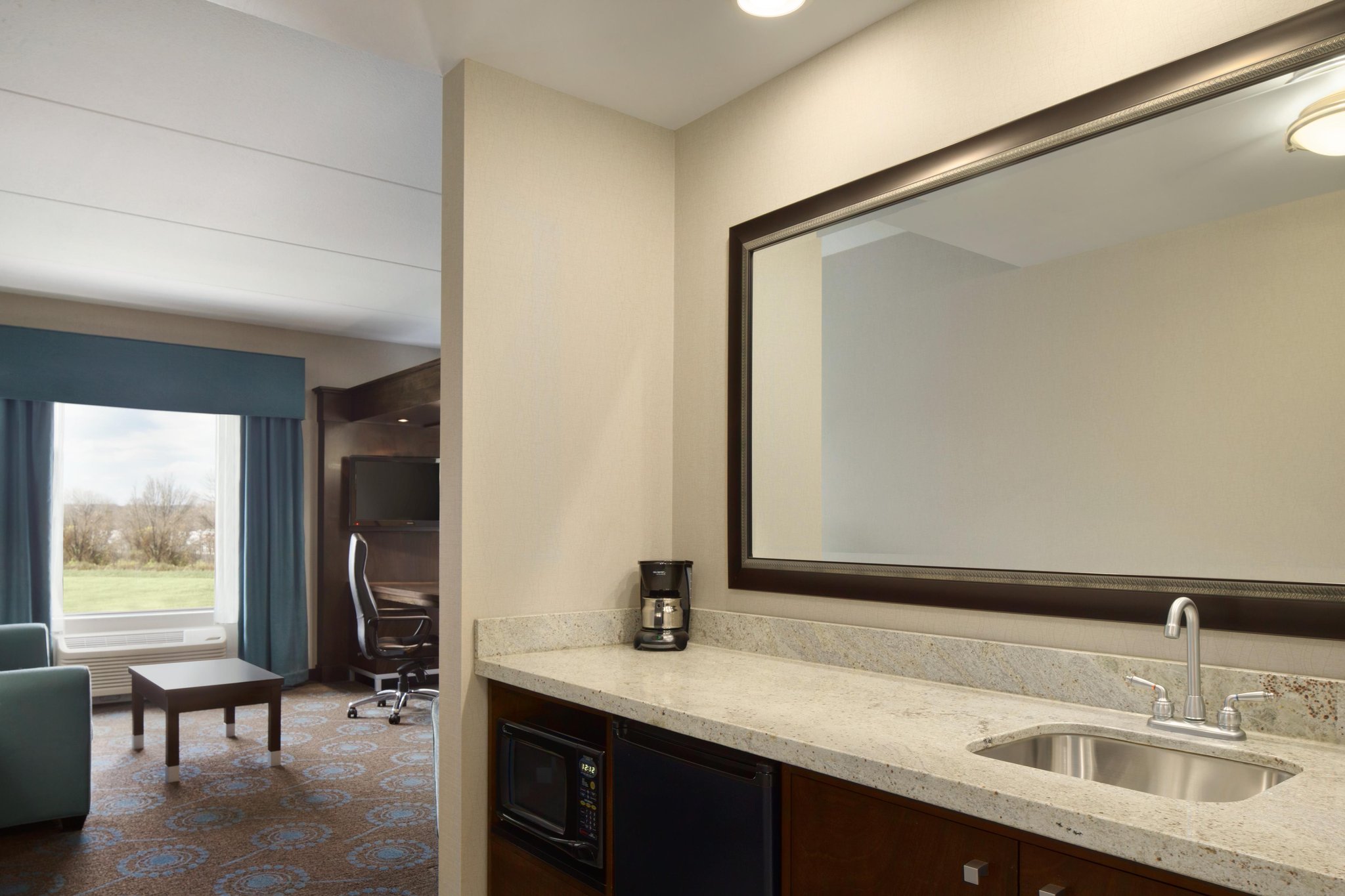 Hampton Inn & Suites Edgewood/Aberdeen-South Hampton Inn & Suites Edgewood/Aberdeen-South