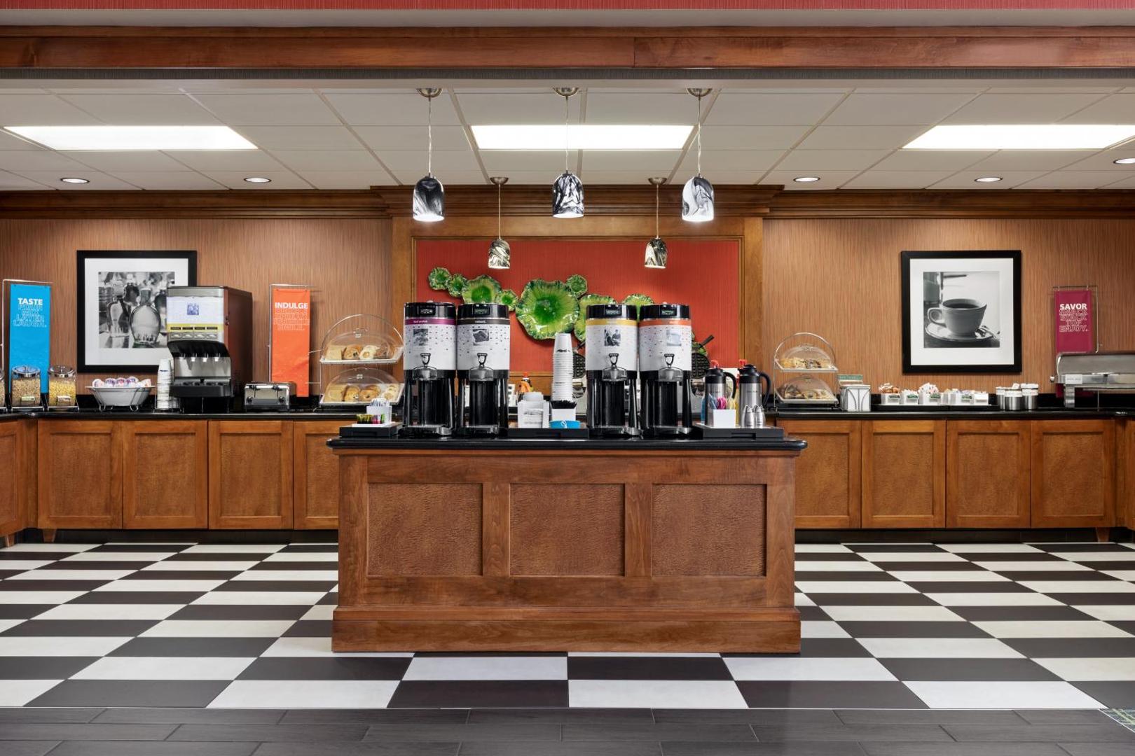 Hampton Inn & Suites Frederick-Fort Detrick